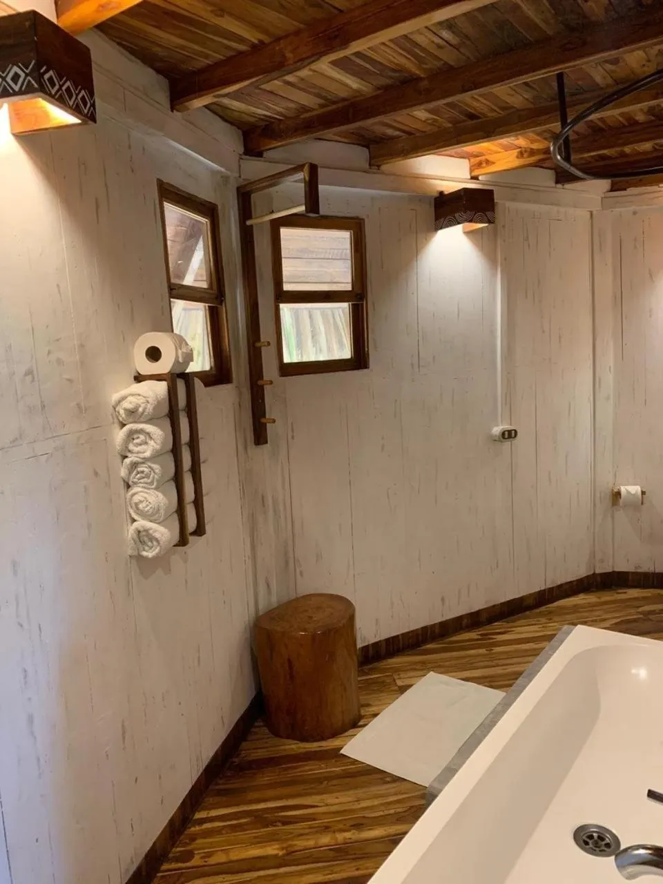 Bathroom in Hotel Tortuga Village