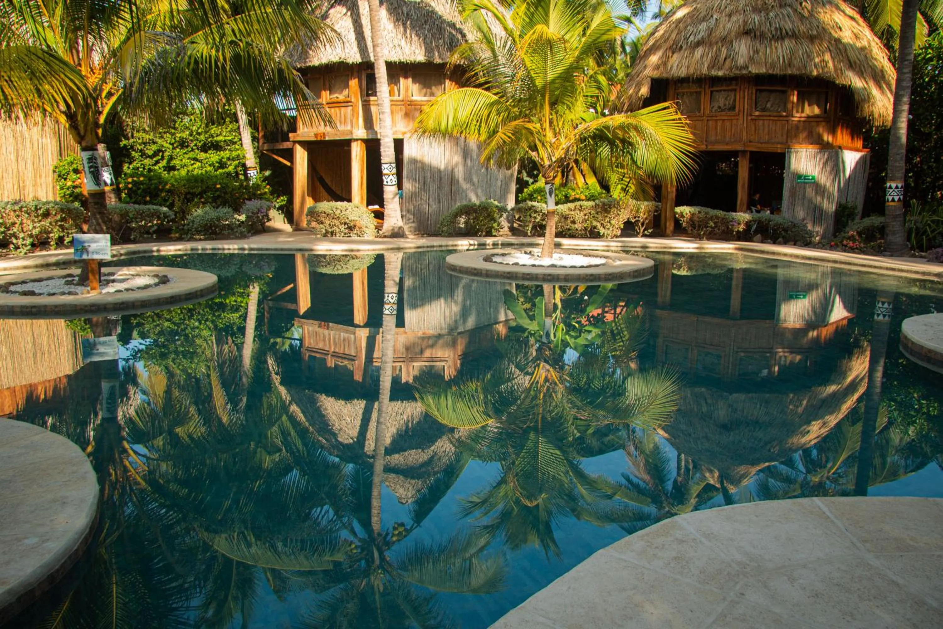 Pool view in Hotel Tortuga Village