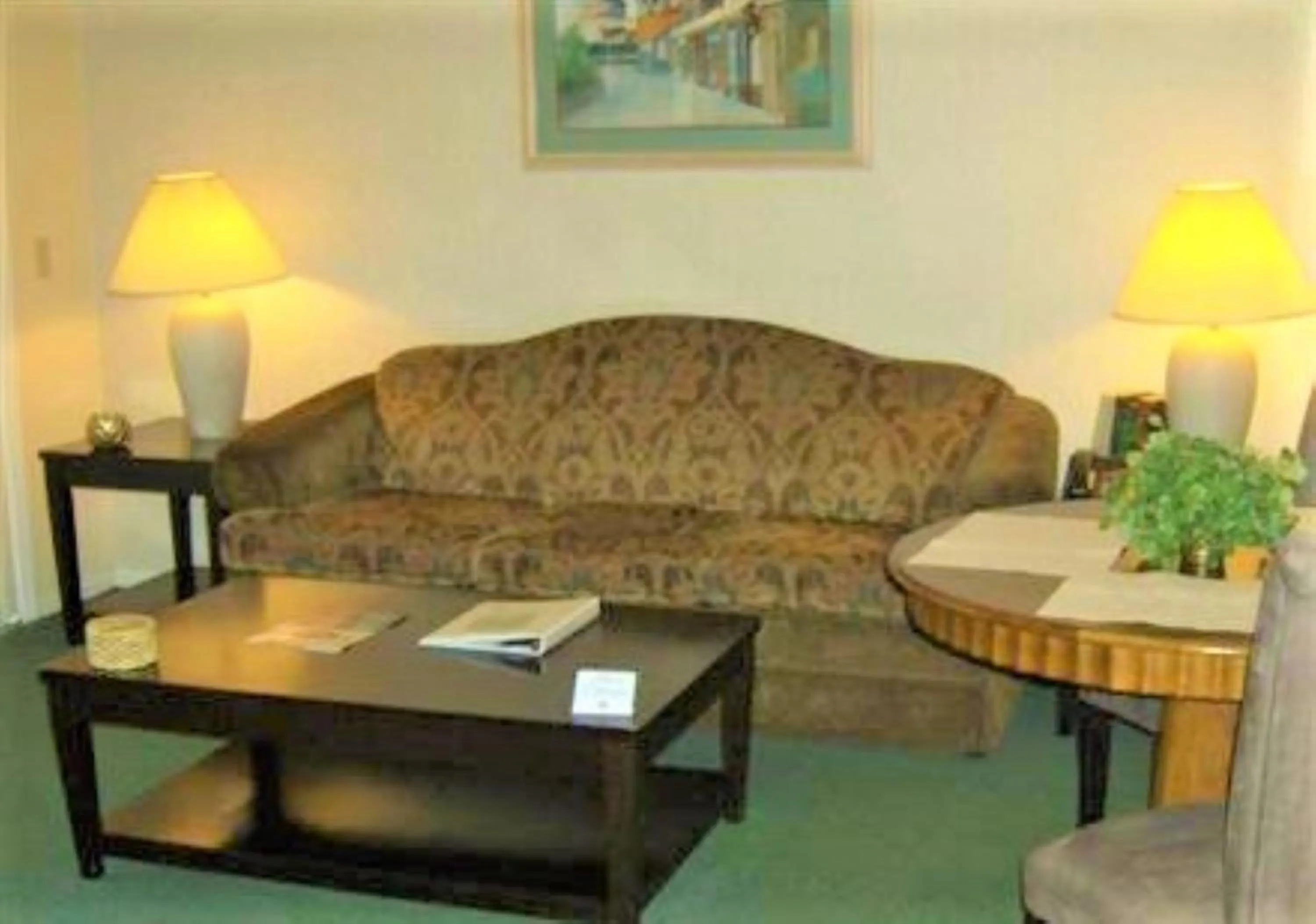 Living room in North Bay At Lake Arrowhead