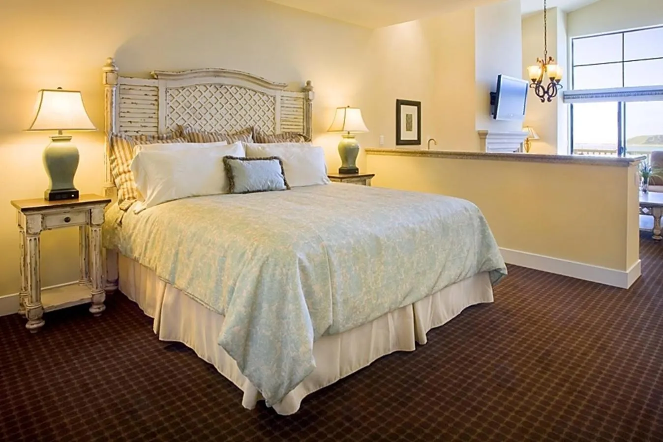 Bedroom, Bed in Oceano Hotel and Spa Half Moon Bay Harbor