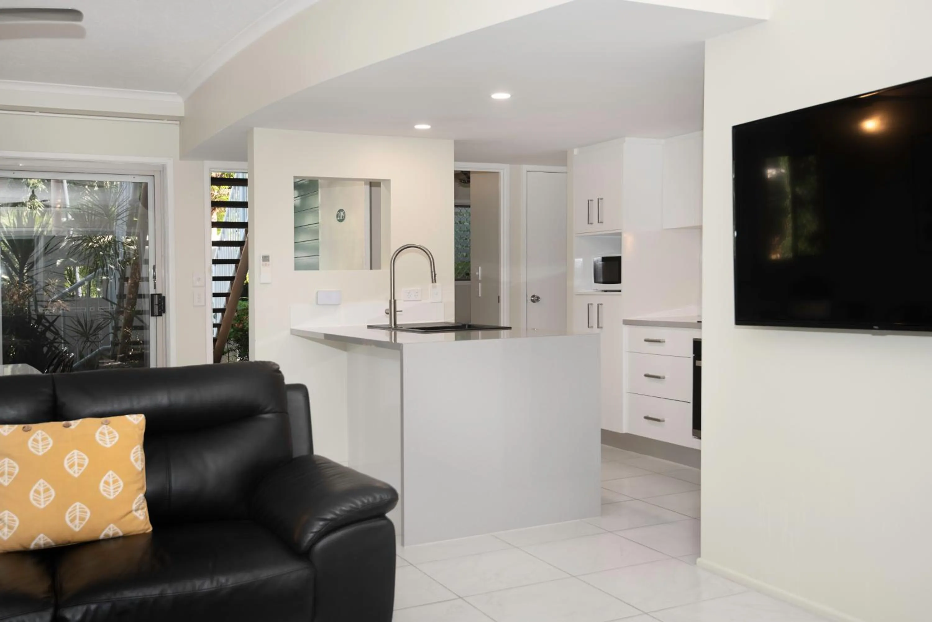 kitchen in Marlin Cove Holiday Resort