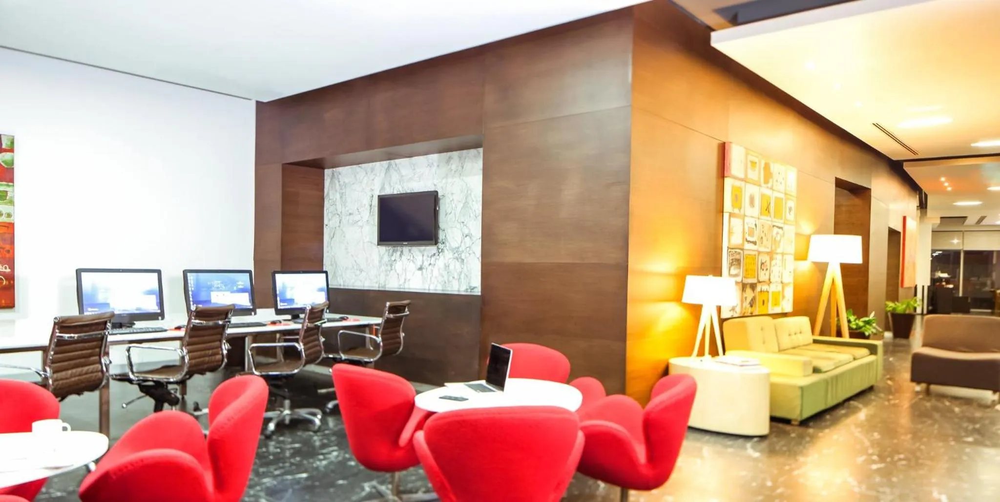 Business facilities in Fiesta Inn Monterrey Tecnologico