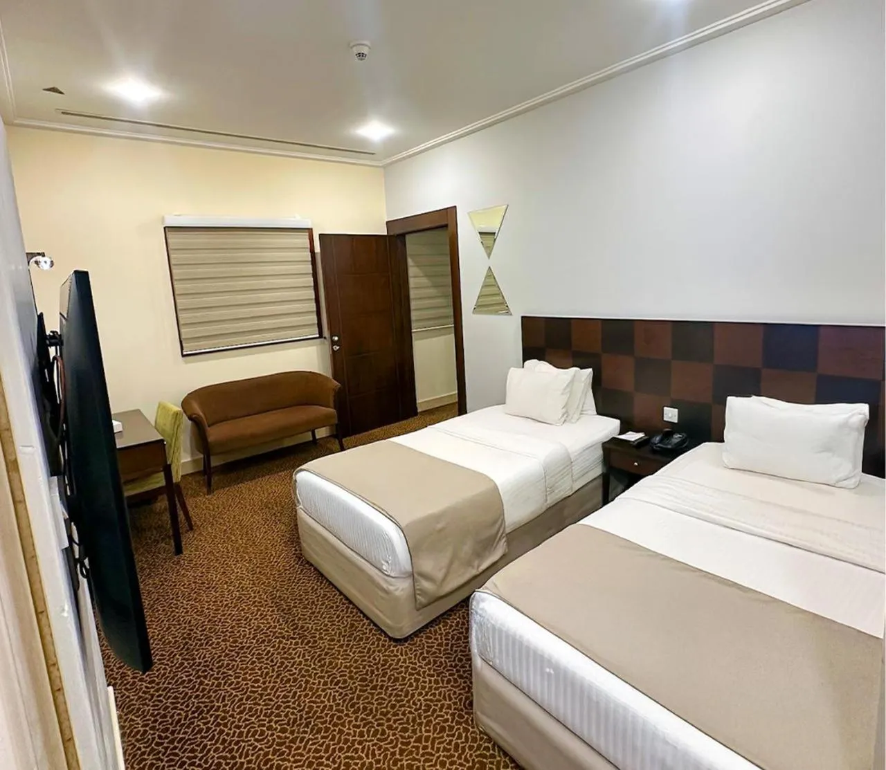 Bedroom, Bed in Ayass Hotel