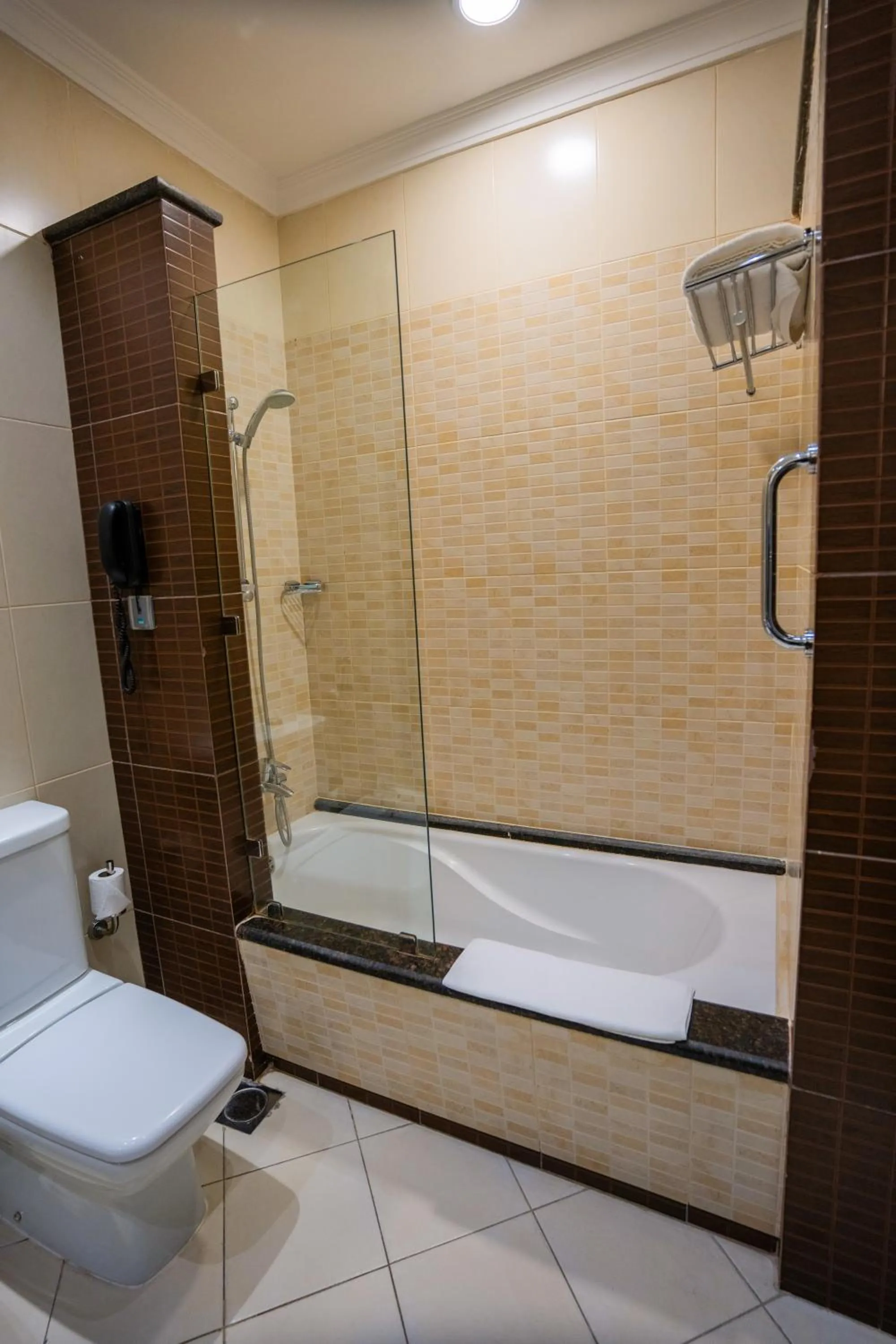 Shower in Ayass Hotel