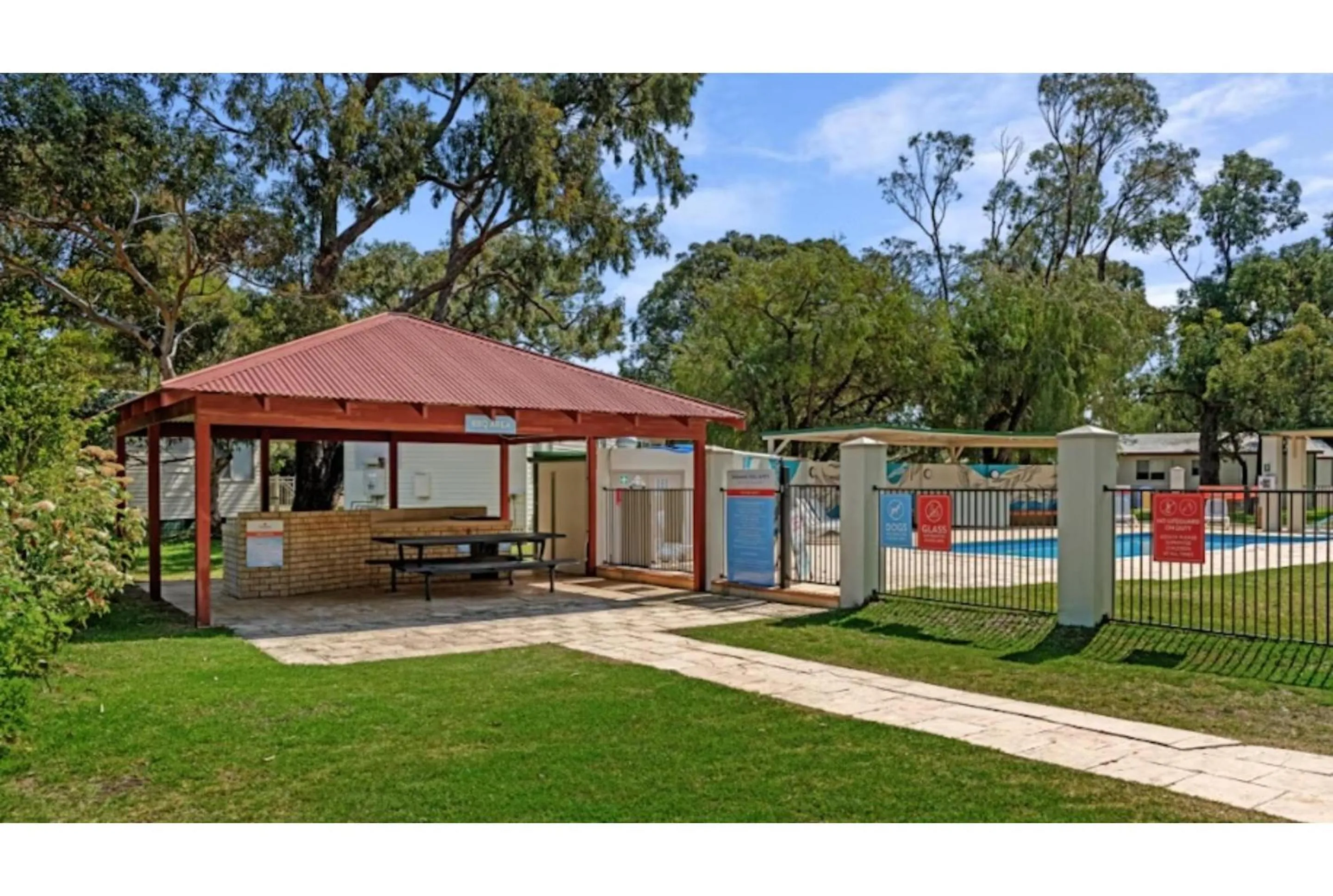 Pool view in Discovery Parks - Woodman Point