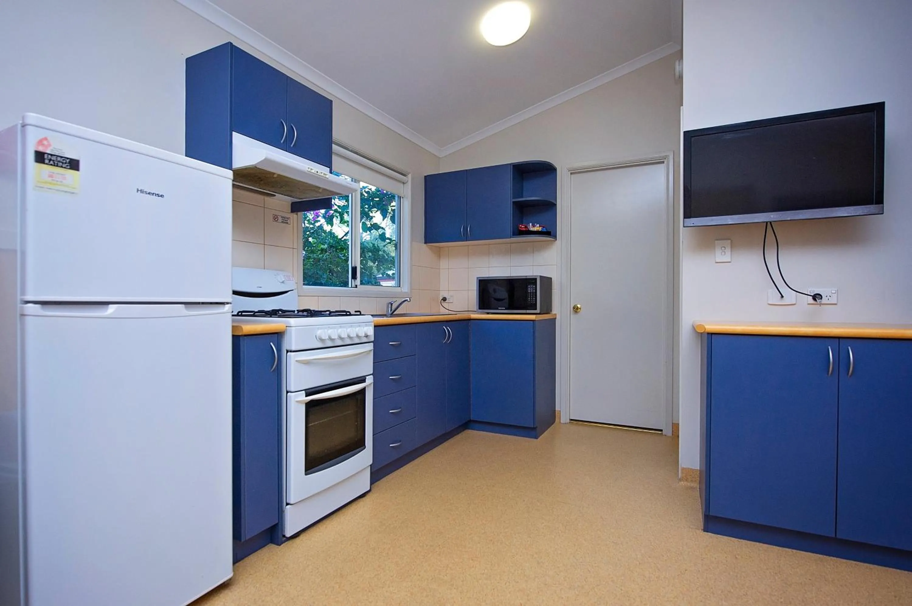 Kitchen or kitchenette in Discovery Parks - Woodman Point