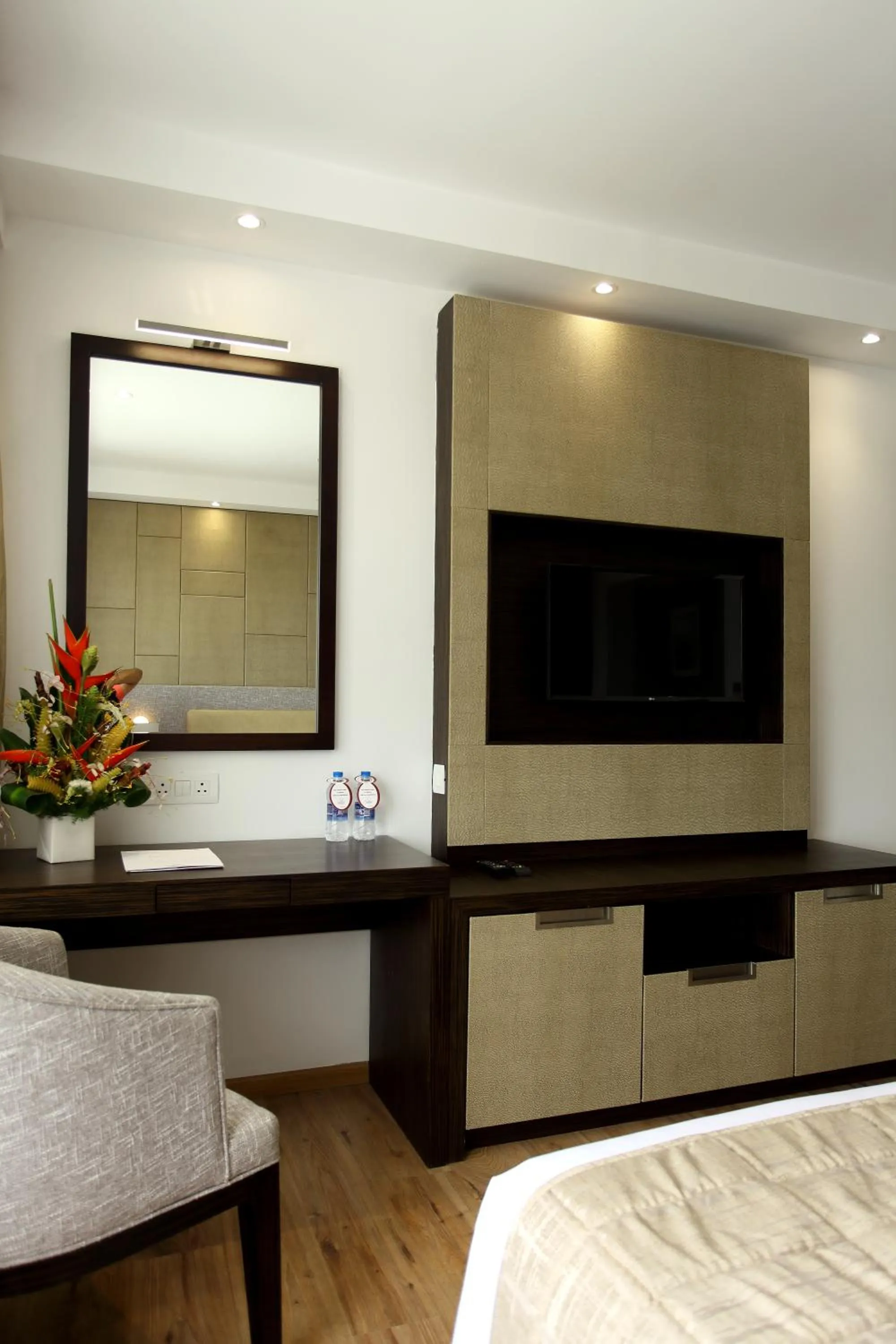 Bed in Sugar Business Hotel