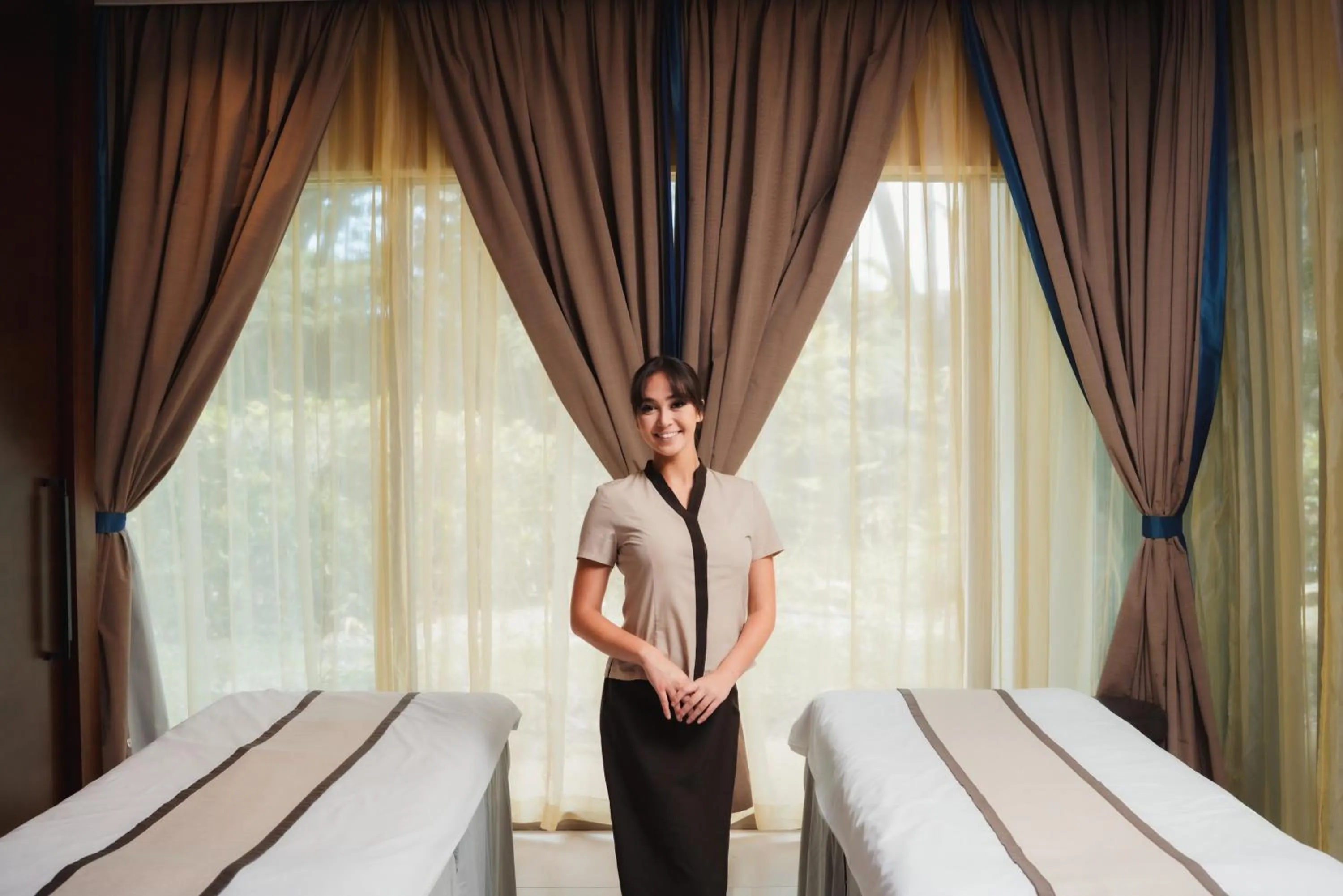 Spa and wellness centre/facilities, Bed in RIHGA Royal Laguna Guam Resort