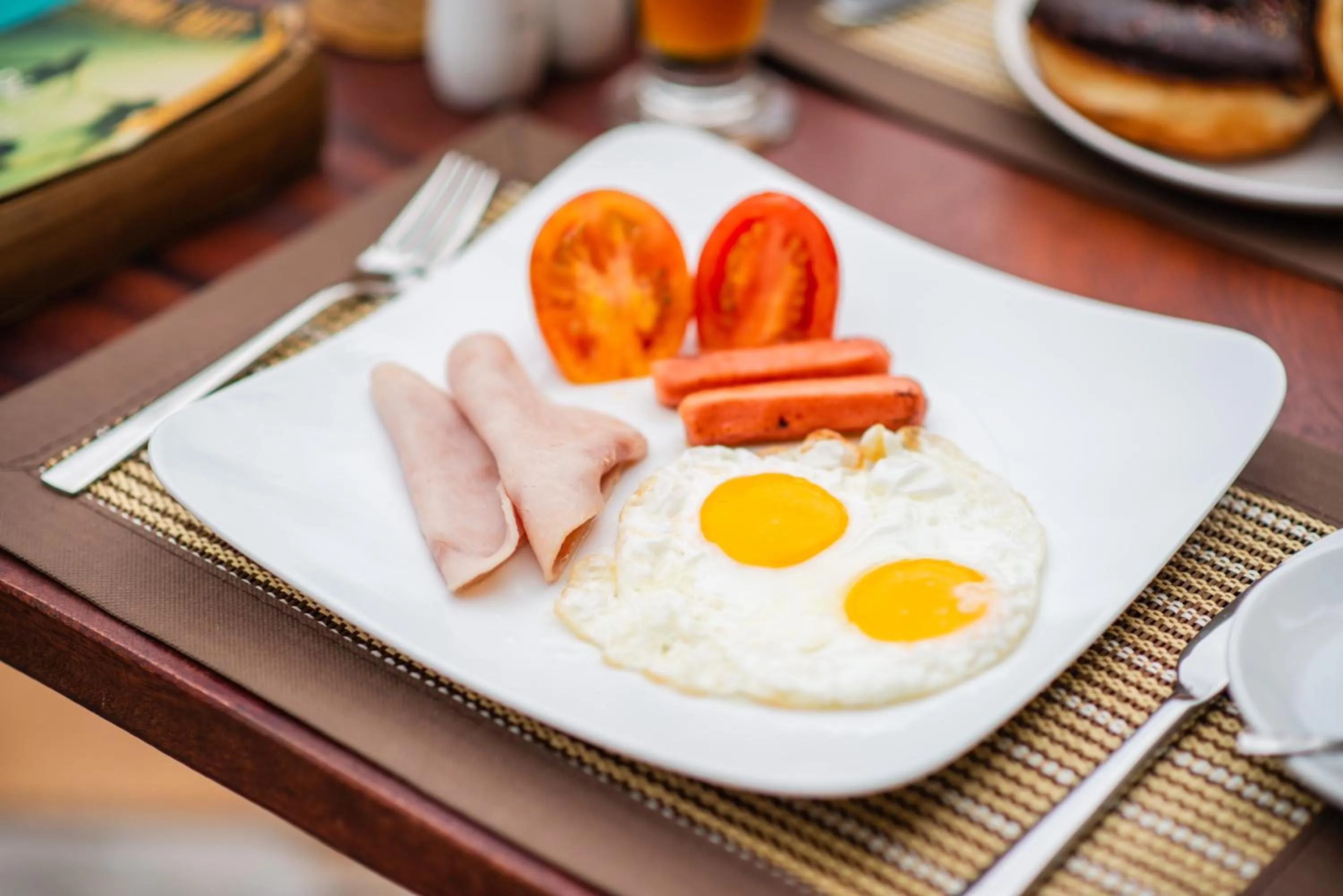 American breakfast in Five Rose Siem Reap Hostel