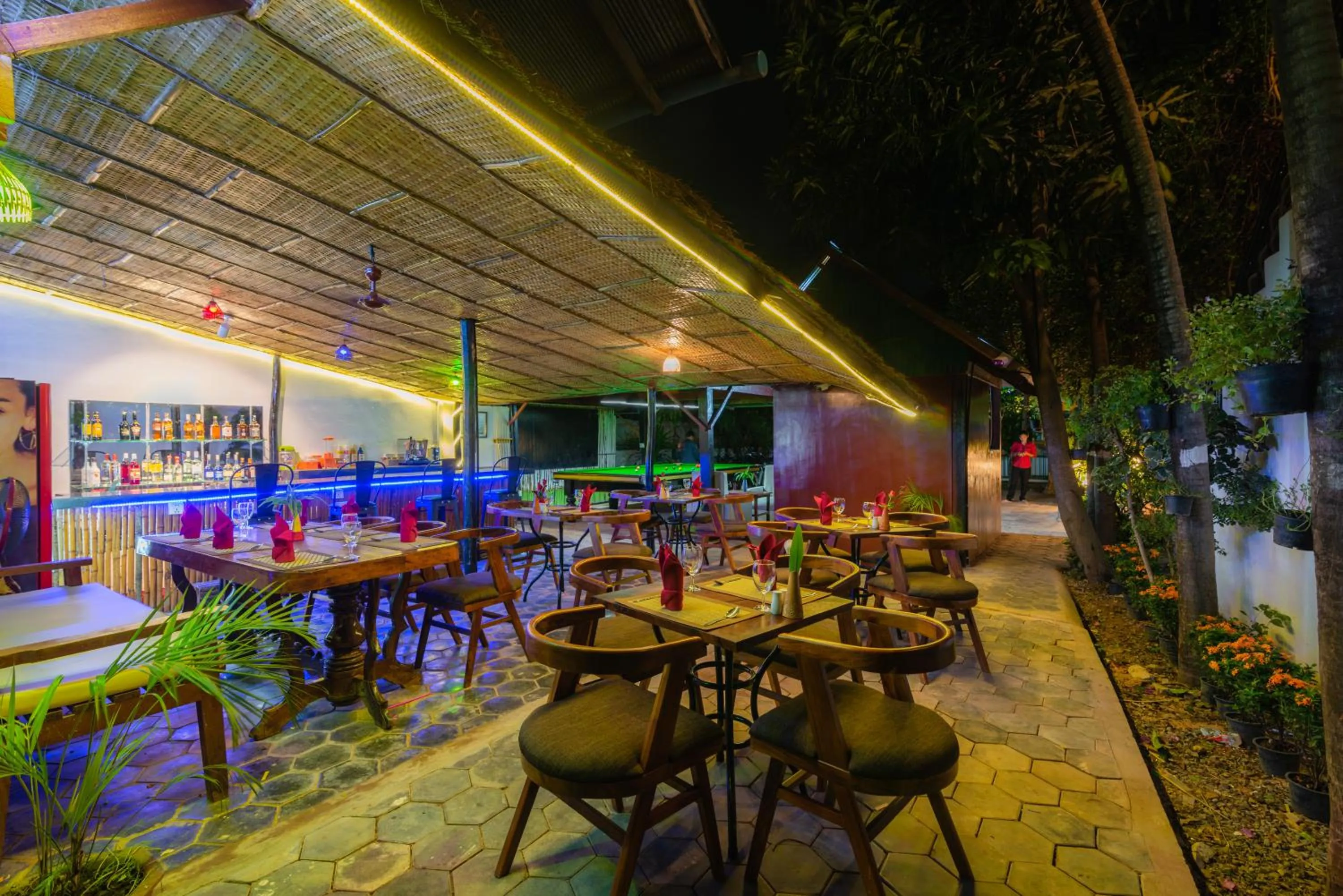 Restaurant/places to eat in Five Rose Siem Reap Hostel
