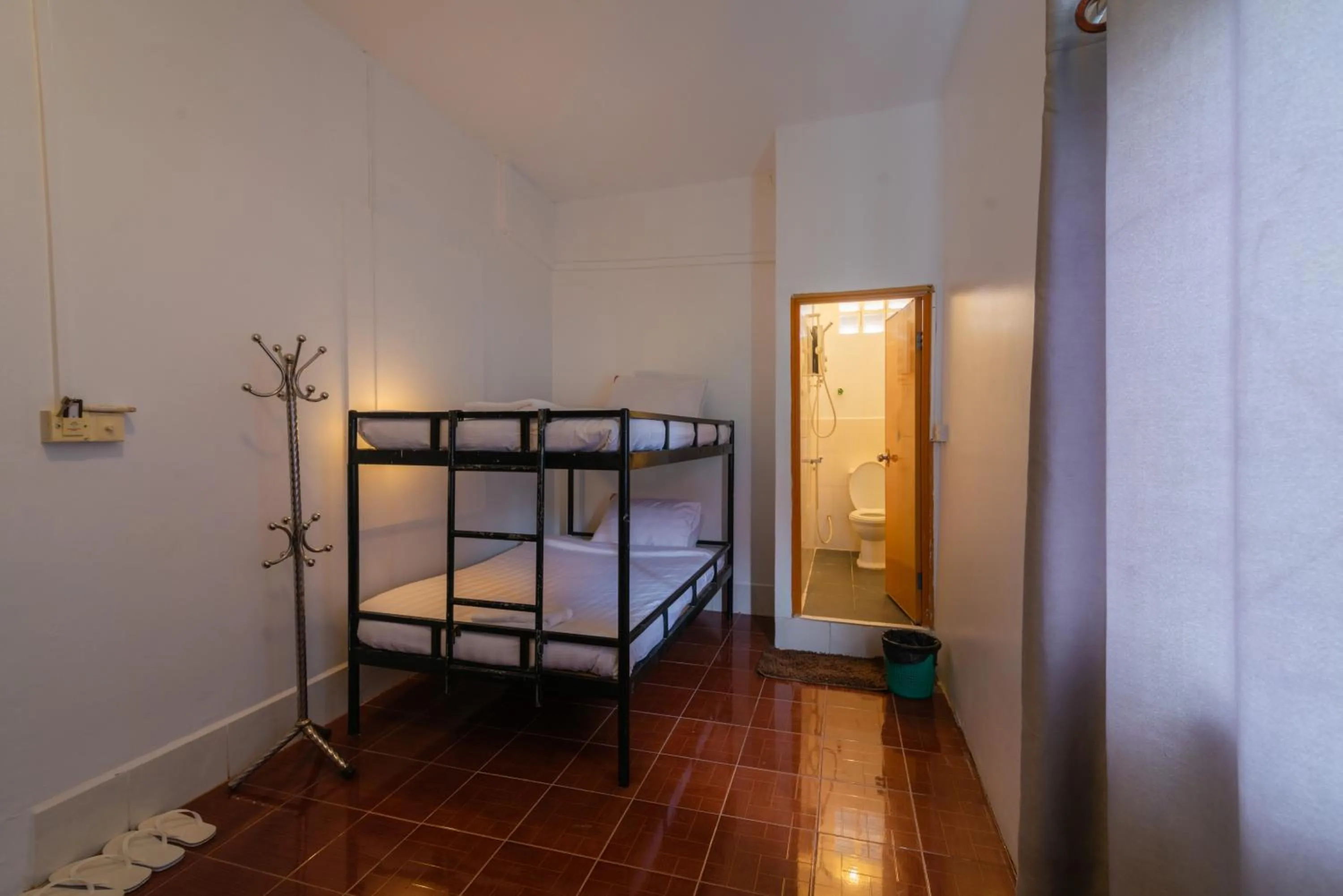 bunk bed in Five Rose Siem Reap Hostel