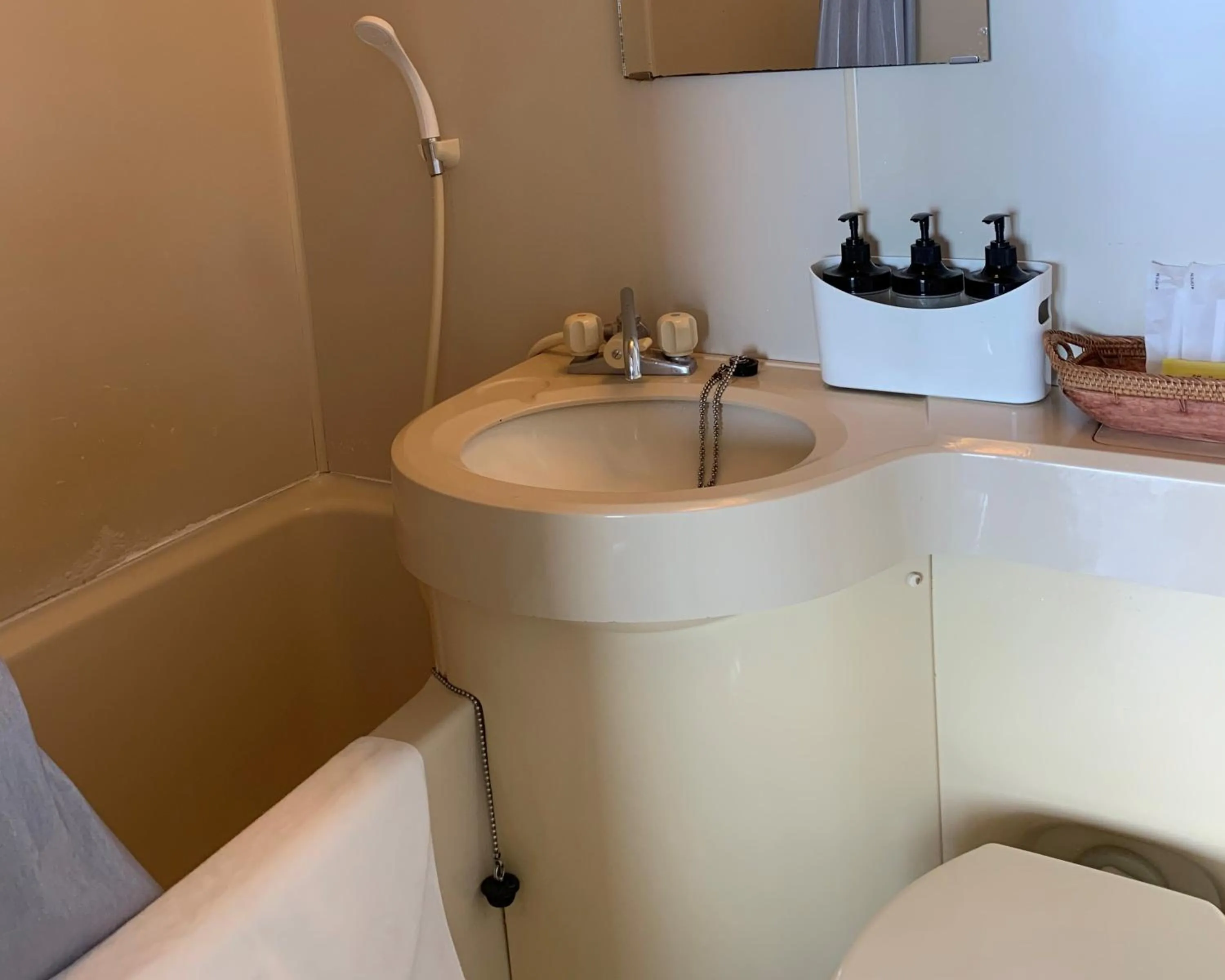 Shower in Hotel & Restaurant On the Beach Lue