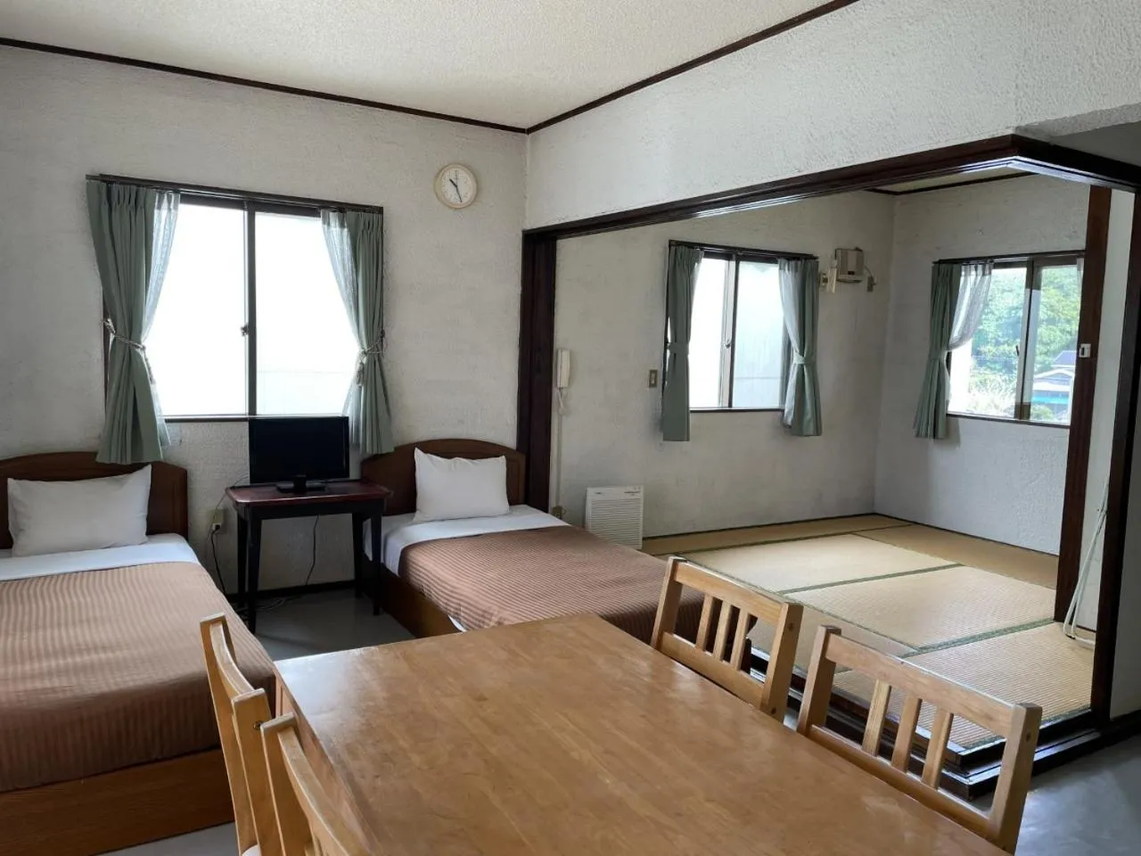 Bed in Hotel & Restaurant On the Beach Lue