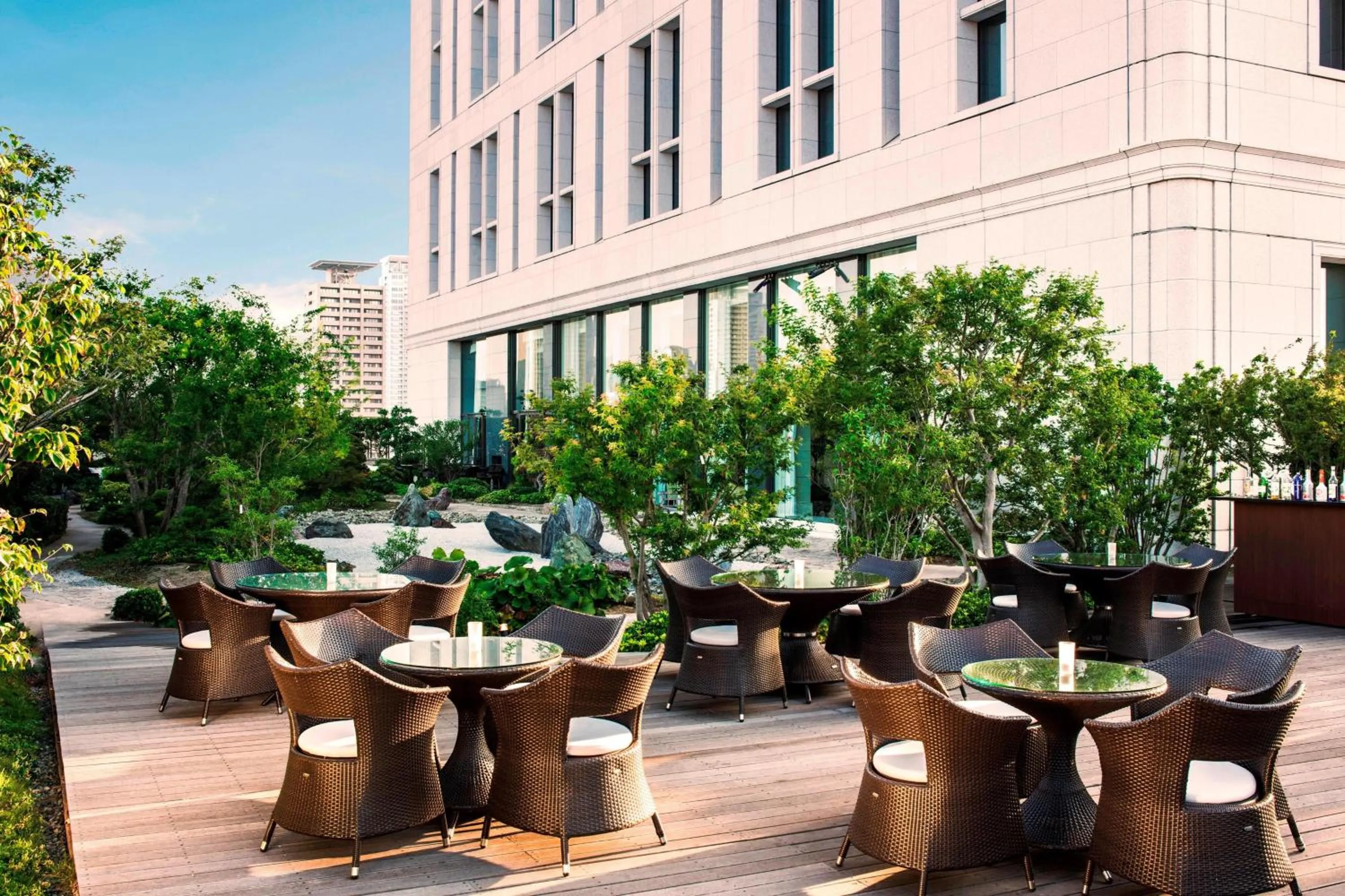 Restaurant/places to eat in The St. Regis Osaka