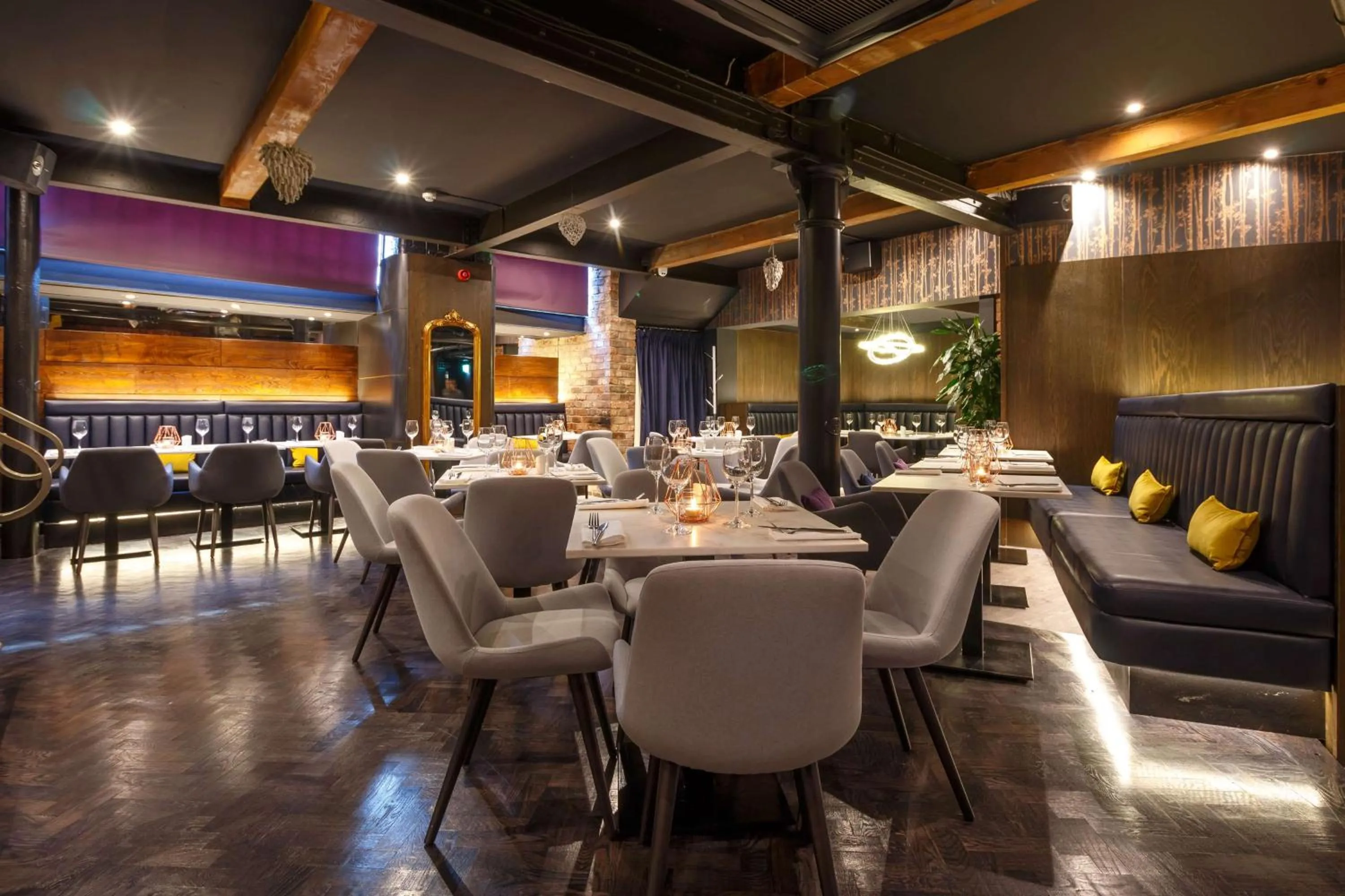 Restaurant/places to eat in Velvet Hotel Manchester, WorldHotels Crafted
