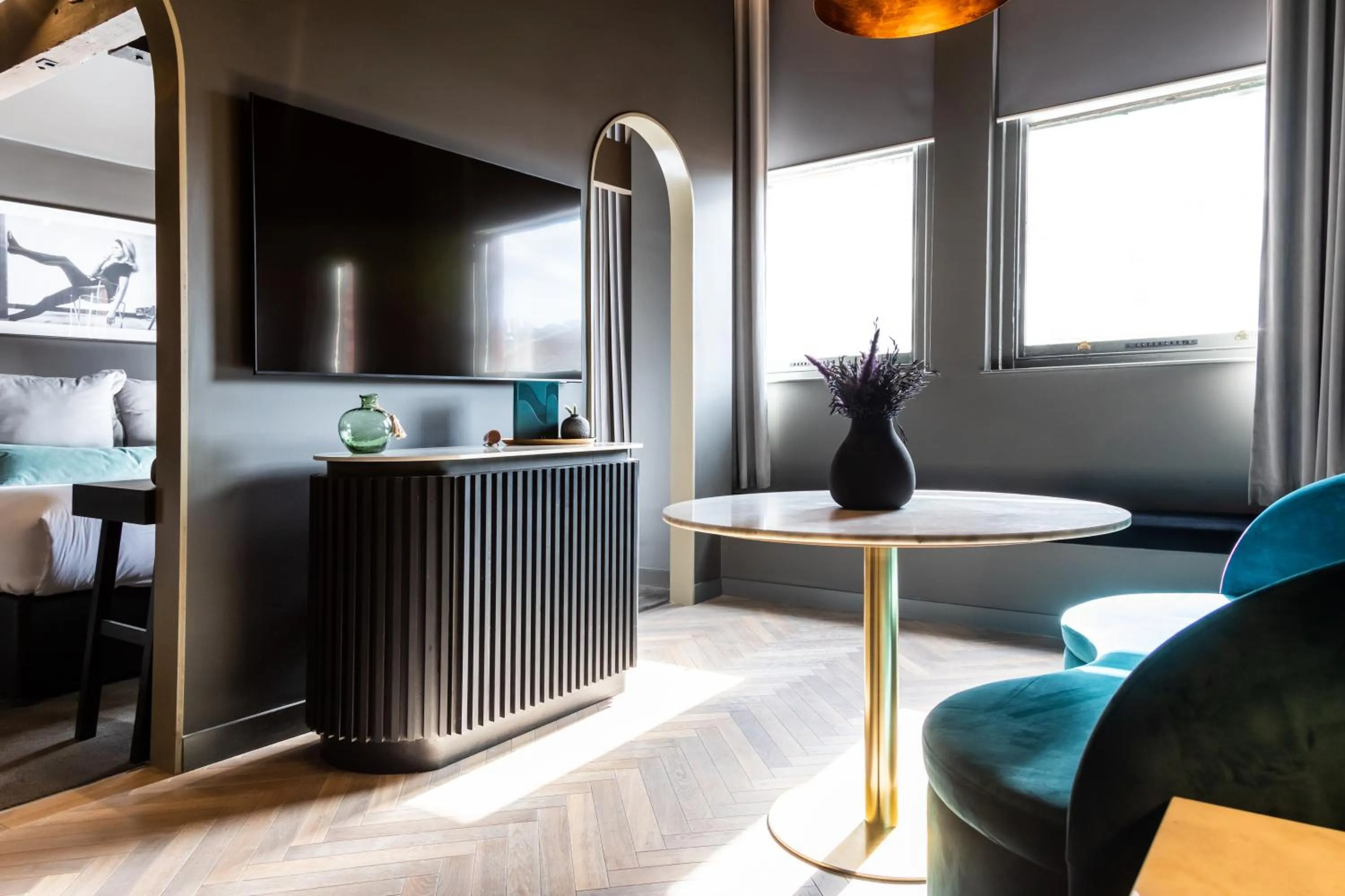 Living room in Velvet Hotel Manchester, WorldHotels Crafted