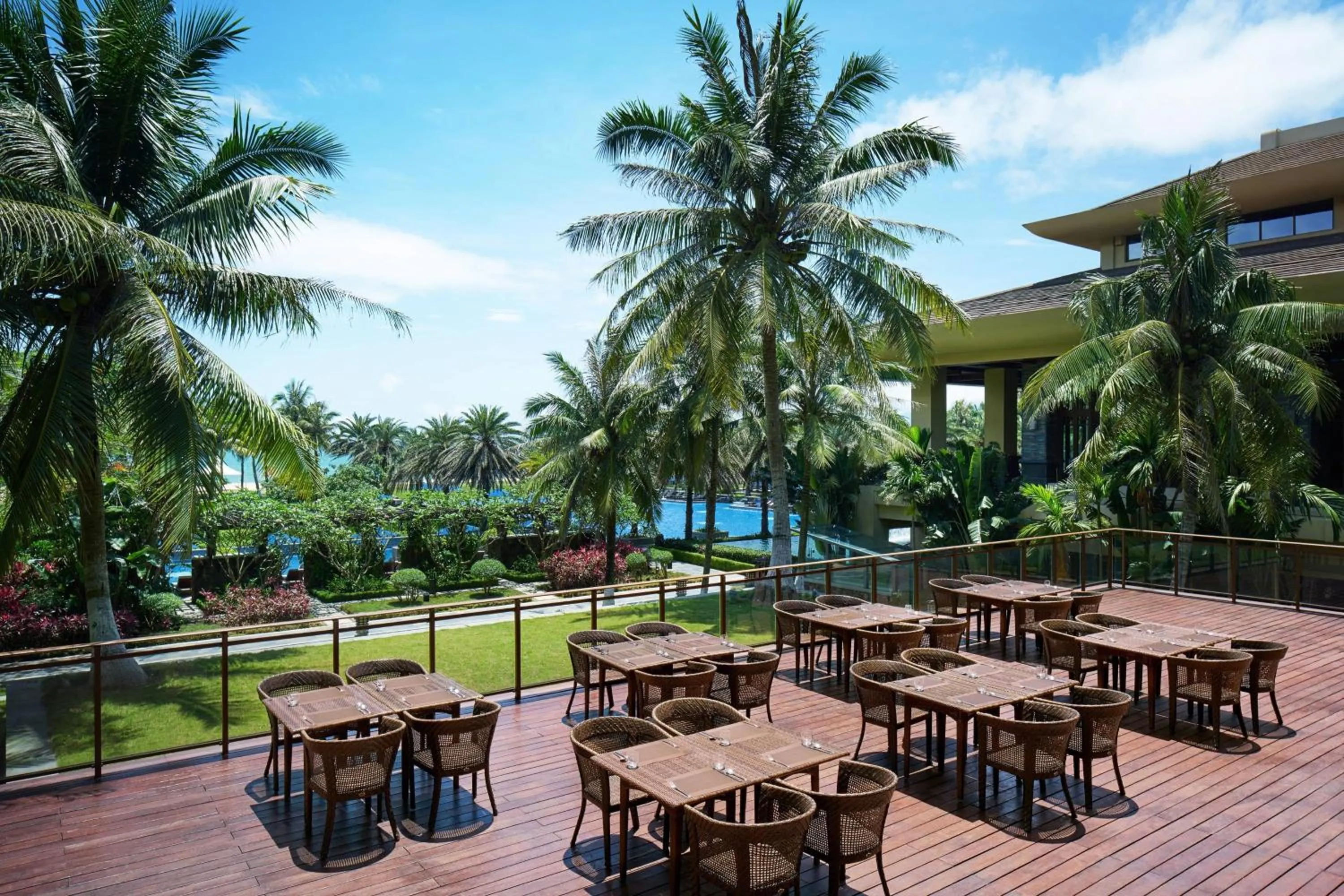 Restaurant/places to eat in Sheraton Shenzhou Peninsula Resort