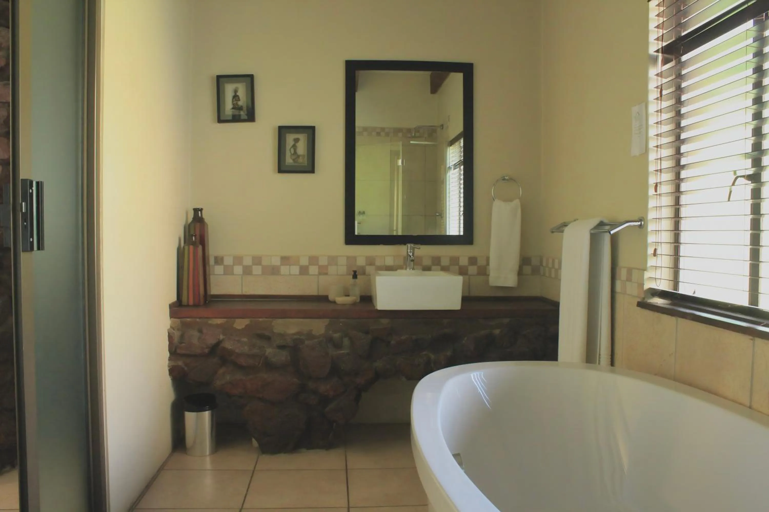 Bath in Blue Hills Lodge