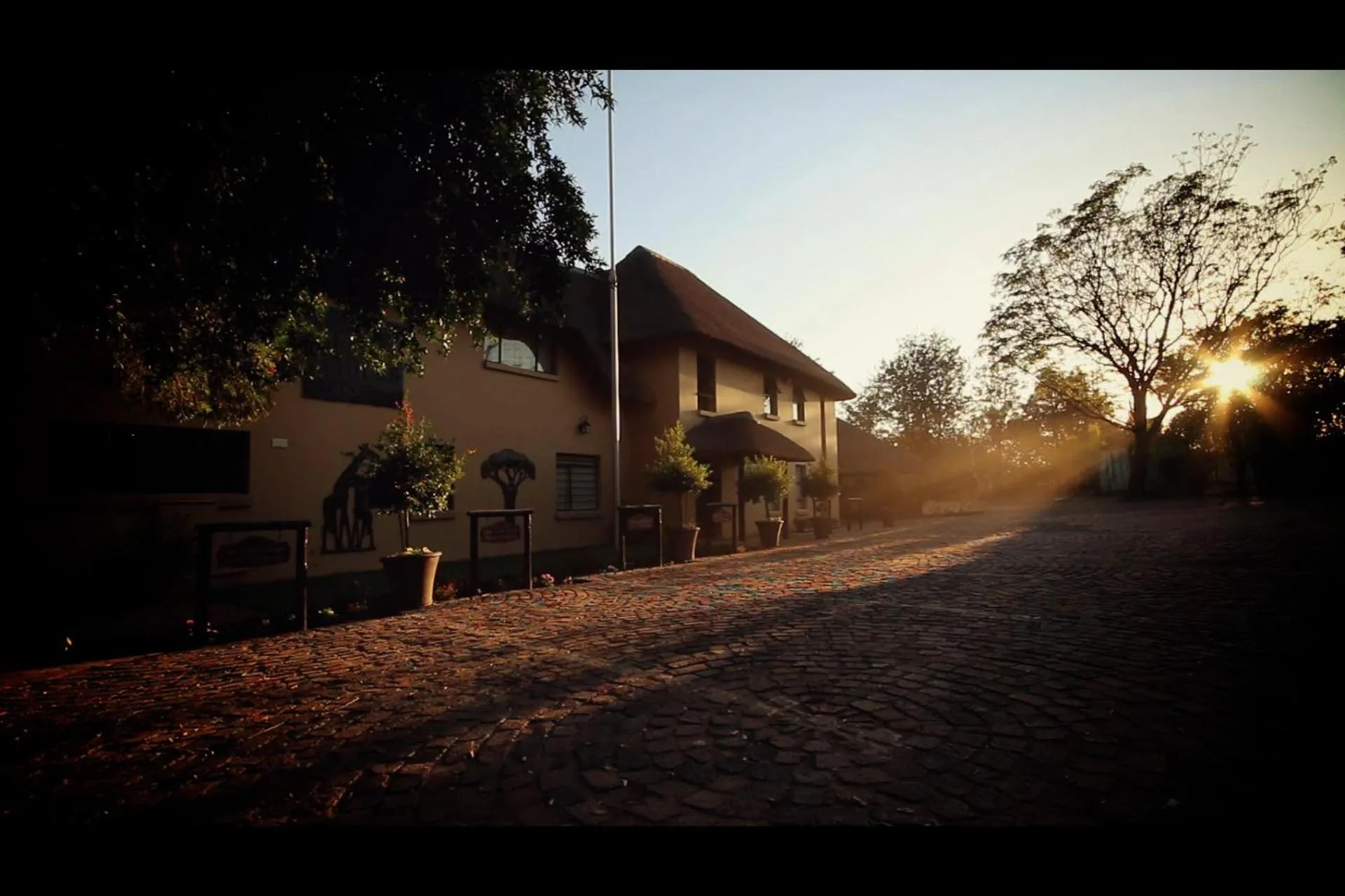 Facade/entrance in Blue Hills Lodge