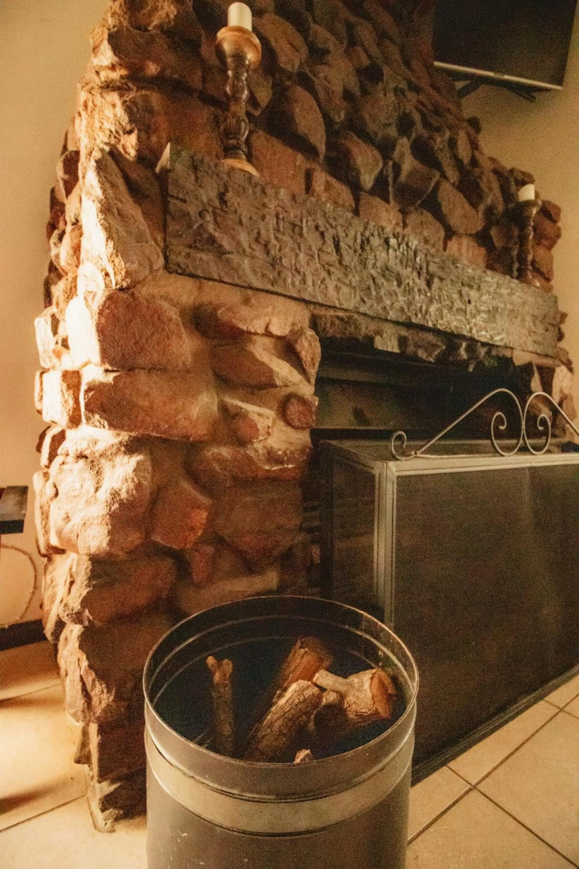 Decorative detail in Blue Hills Lodge