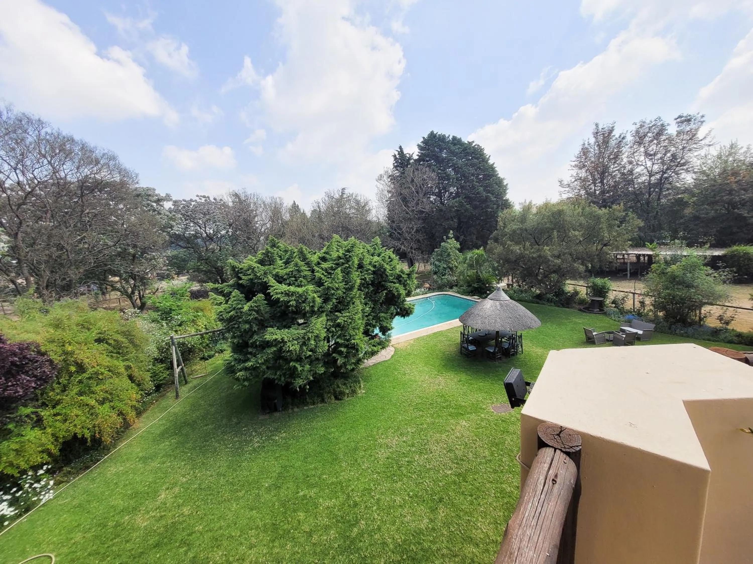 Day in Blue Hills Lodge