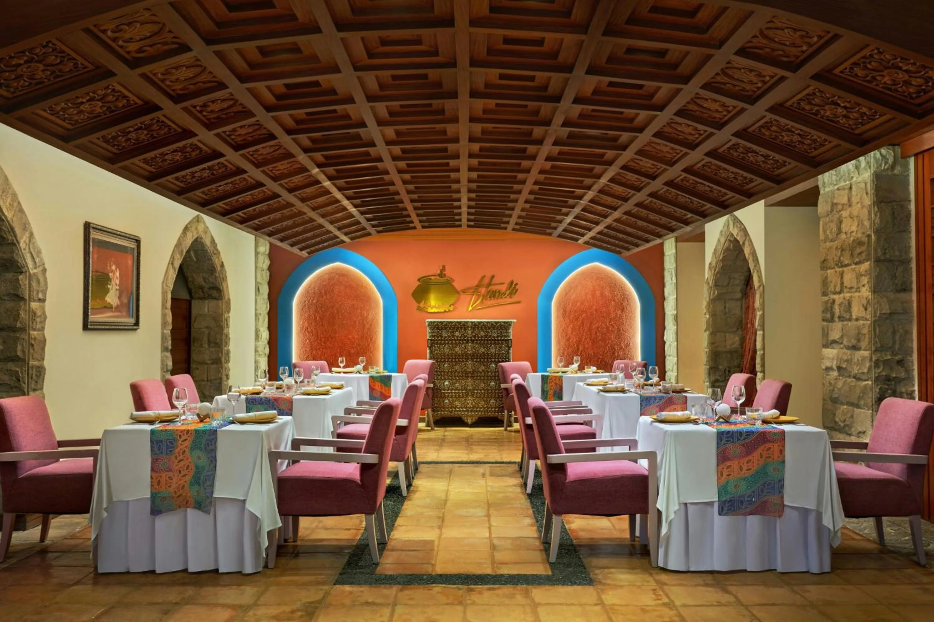 Restaurant/places to eat in Le Meridien Jakarta