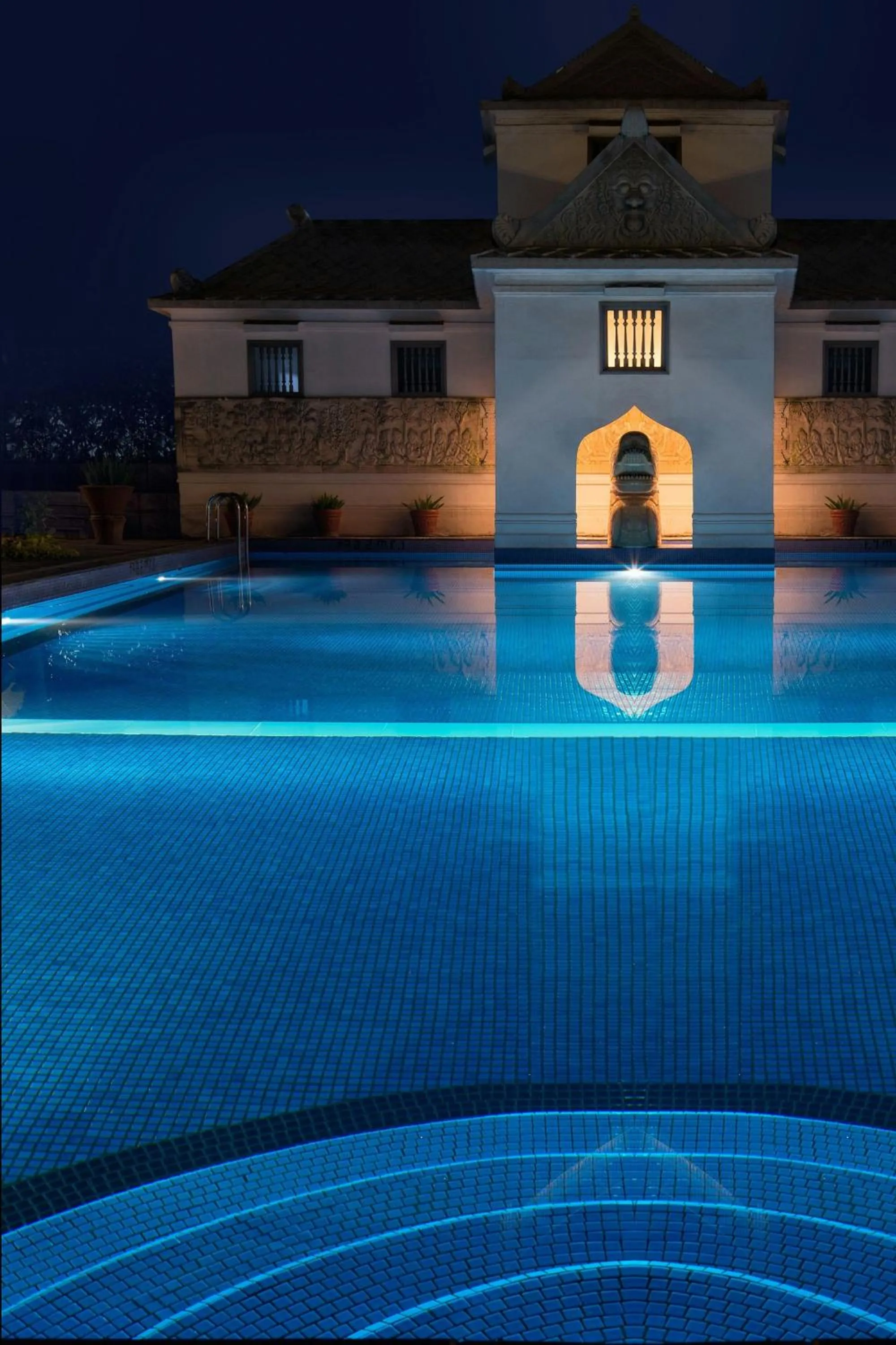 Swimming pool in Le Meridien Jakarta