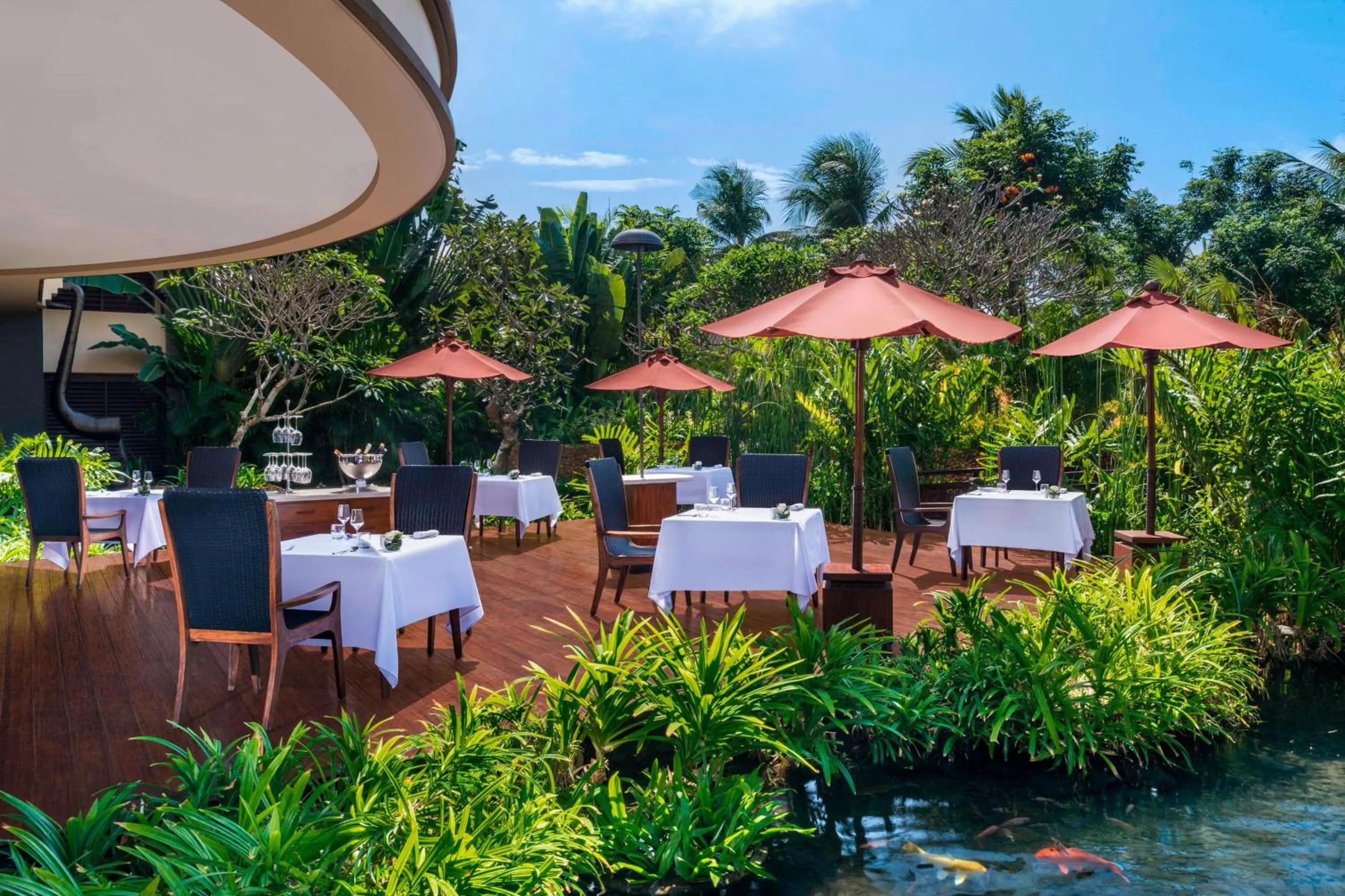 Restaurant/places to eat in The St. Regis Bali Resort