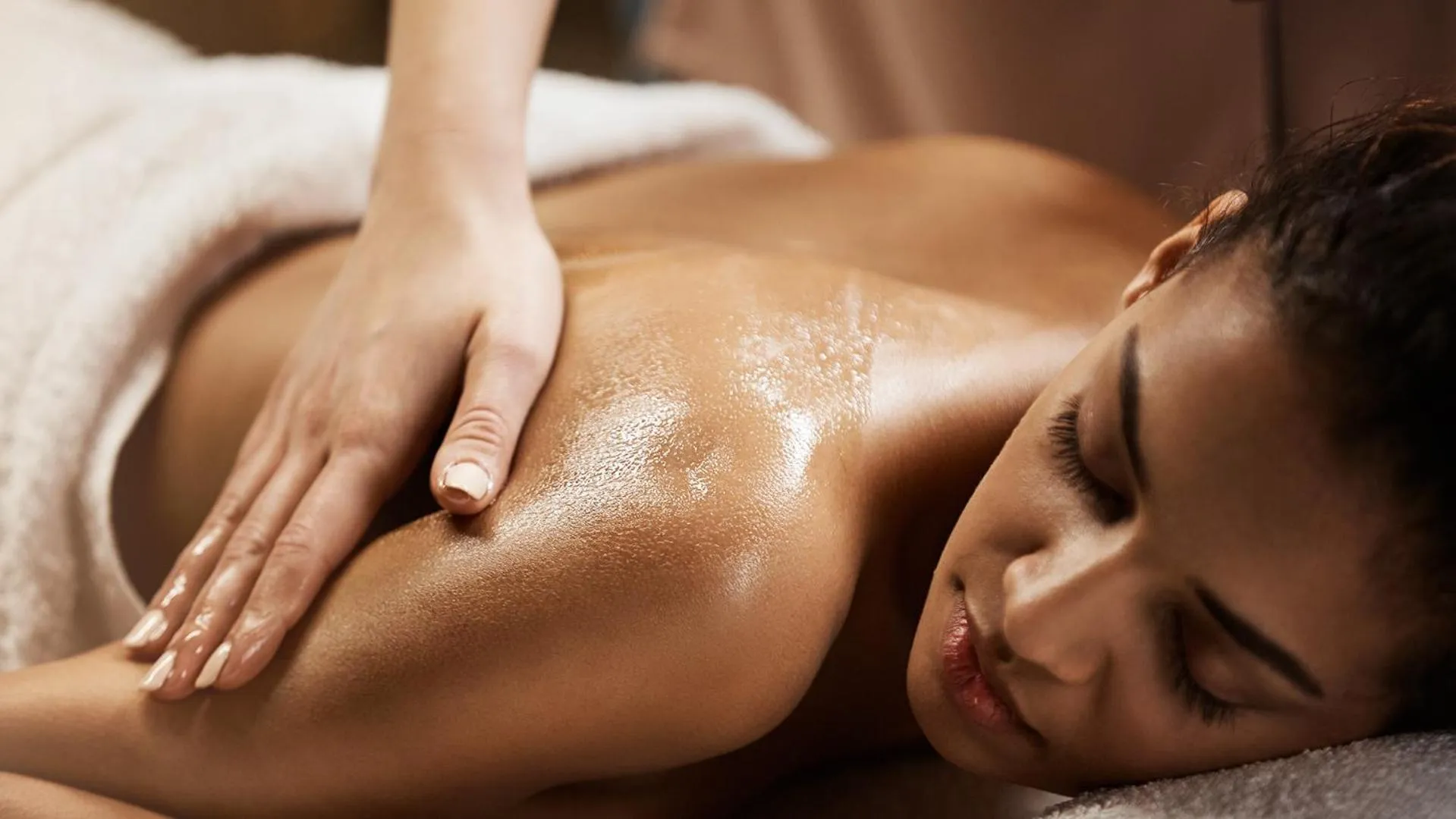 Massage in Northumberland Heights Wellness Retreat & Spa