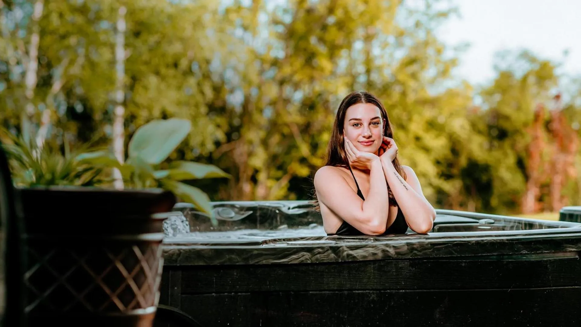 Hot Tub in Northumberland Heights Wellness Retreat & Spa