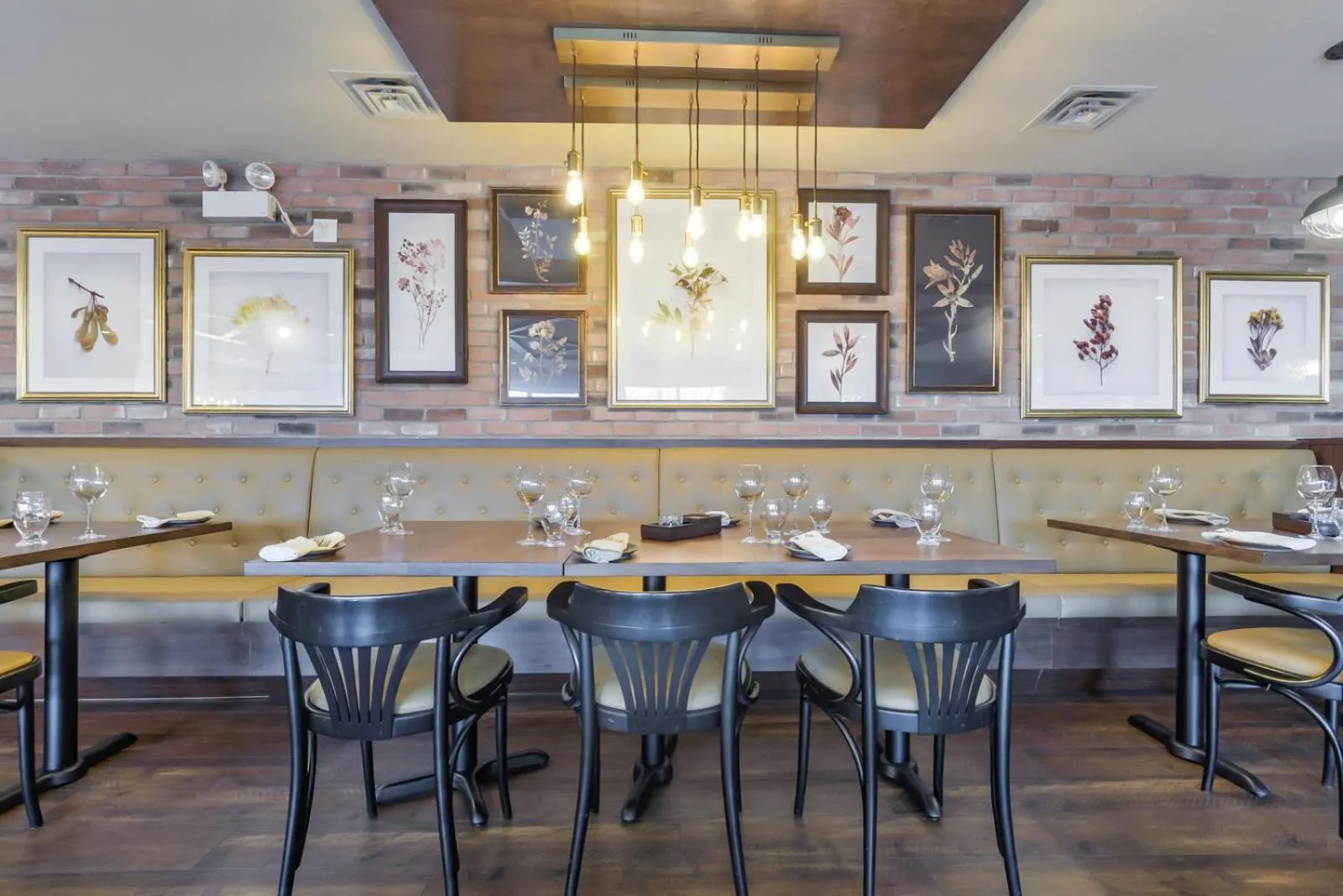 Restaurant/places to eat in Northumberland Heights Wellness Retreat & Spa