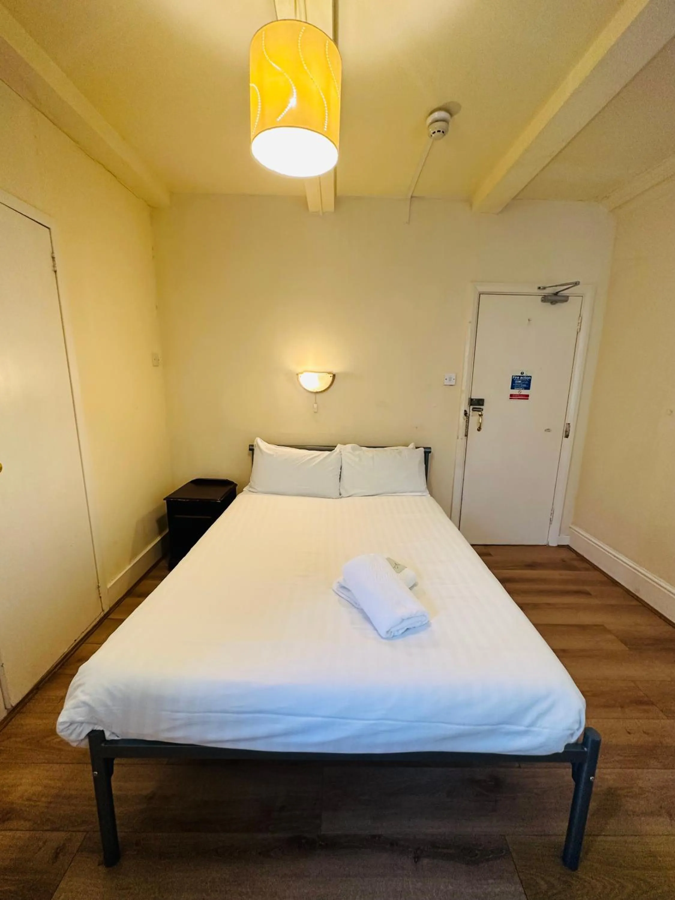 Bedroom, Bed in Thanet Hotel Annex