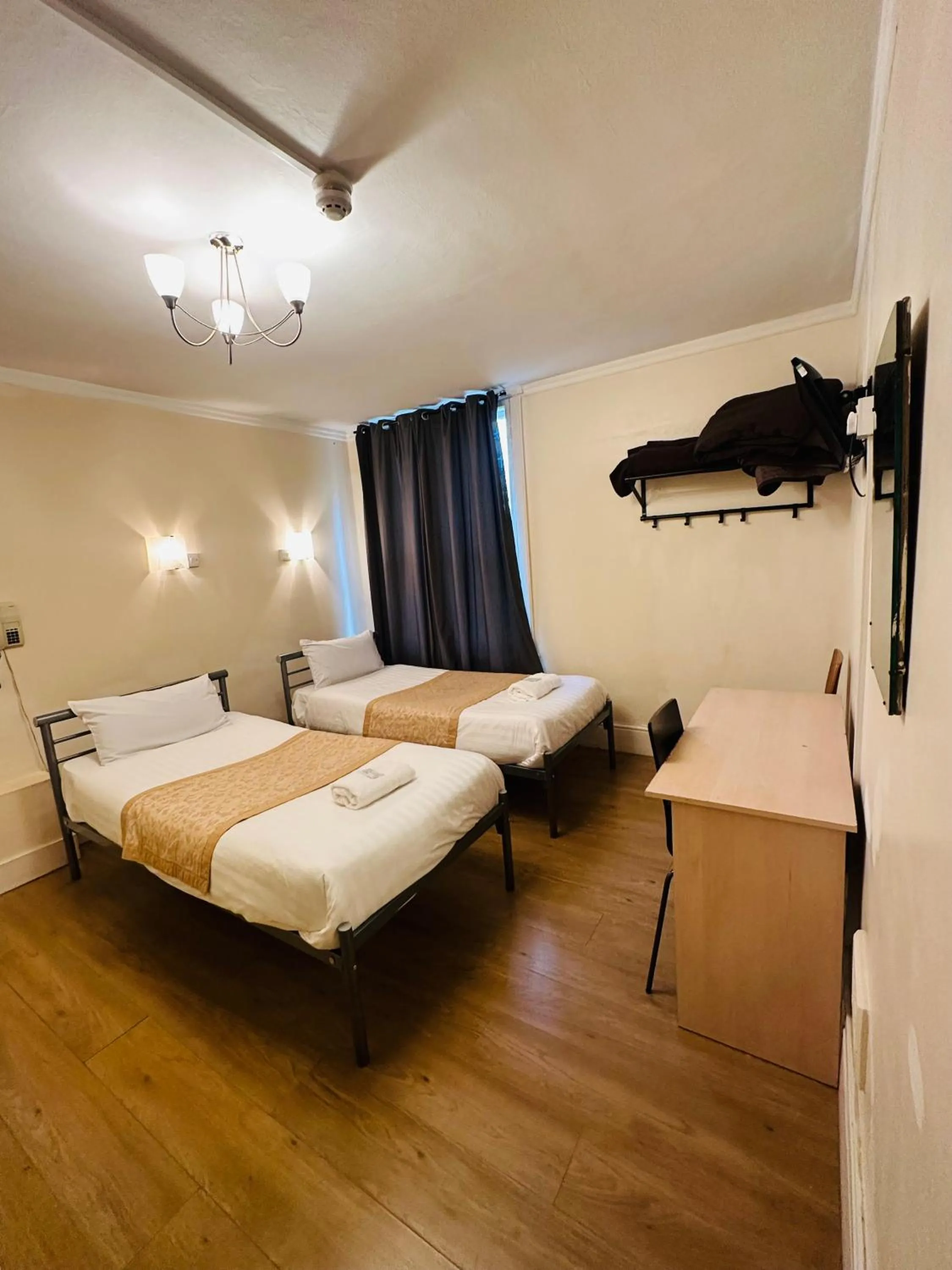 Bedroom, Bed in Thanet Hotel Annex