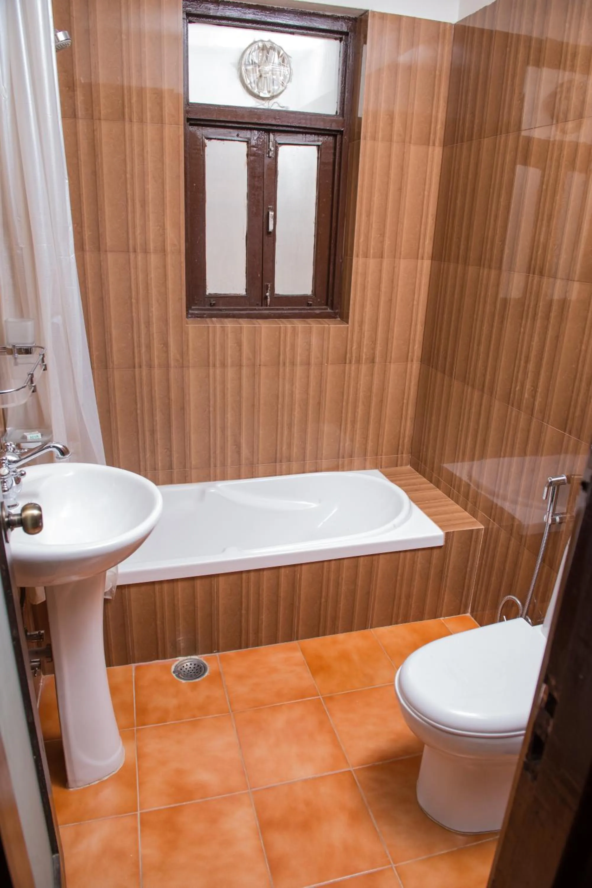 Bathroom in Hotel Ganesh Himal