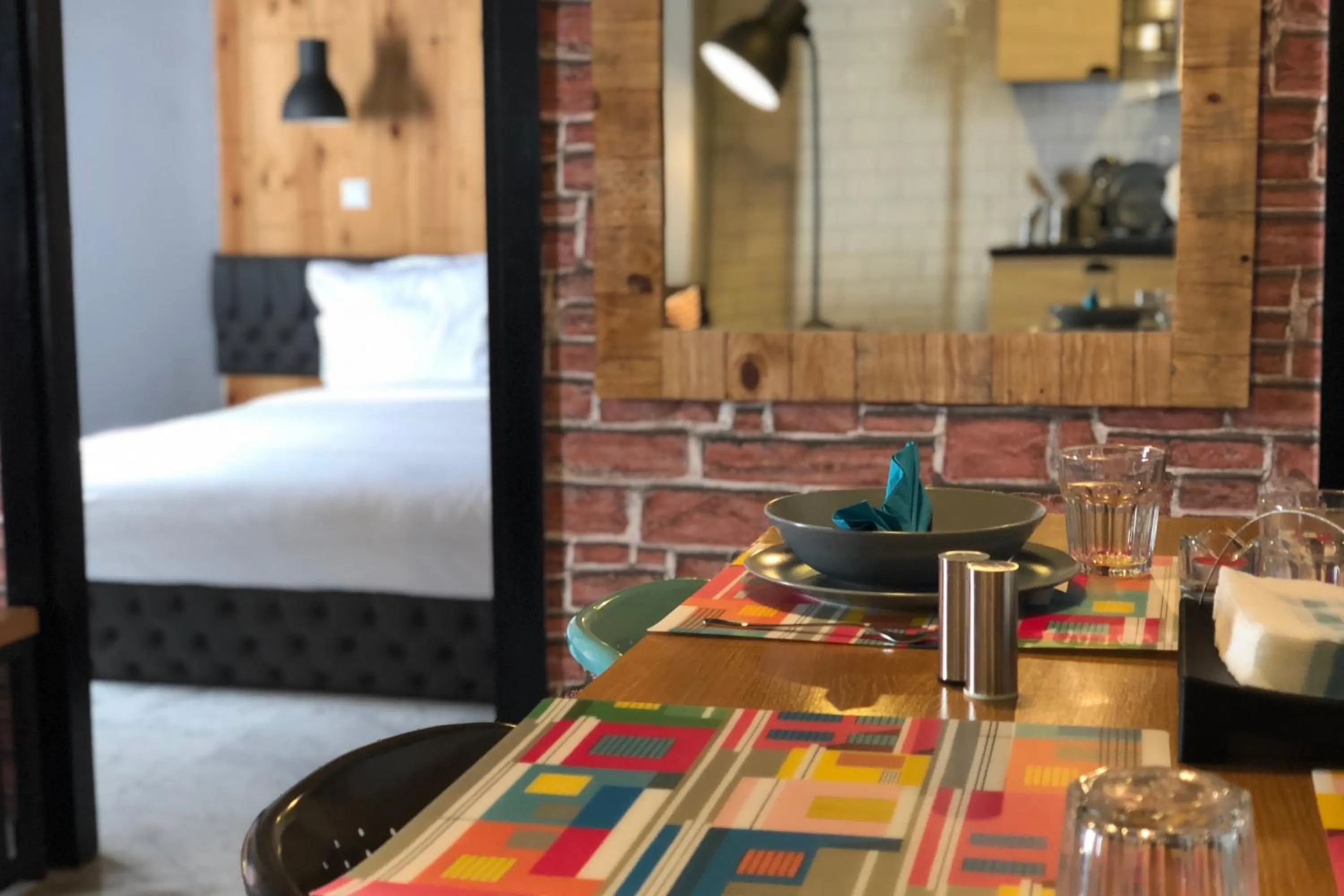 Restaurant/places to eat, Bed in Suite Loc Suite & Spa