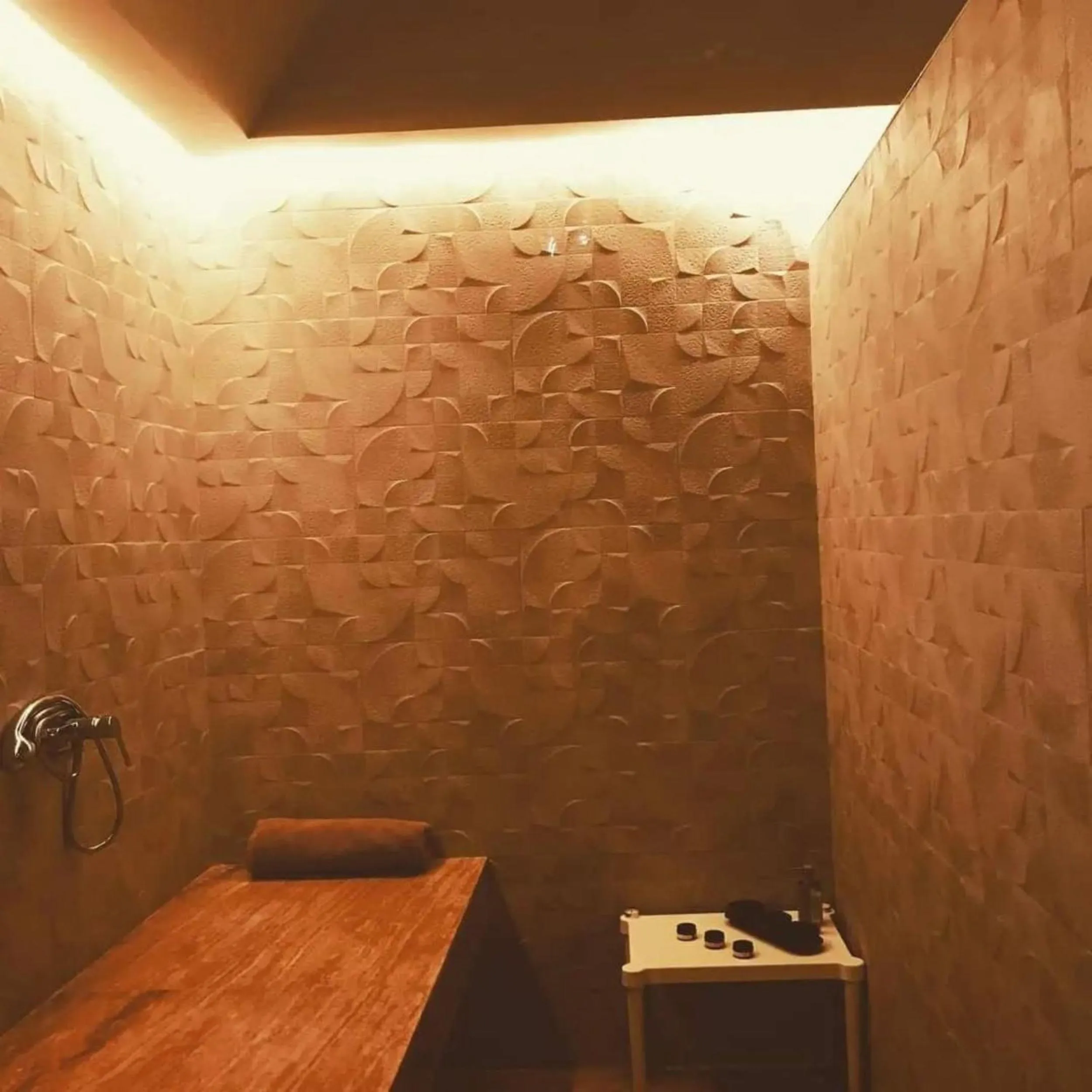 Steam room in Suite Loc Suite & Spa