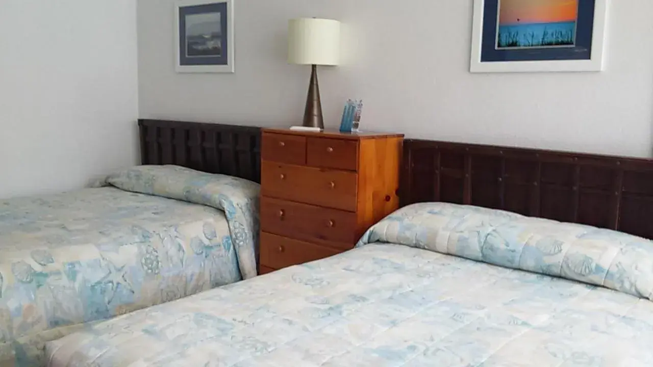 Double Room with Pool View in Tide Winds Motel Double Room with Pool View in Tide Winds Motel