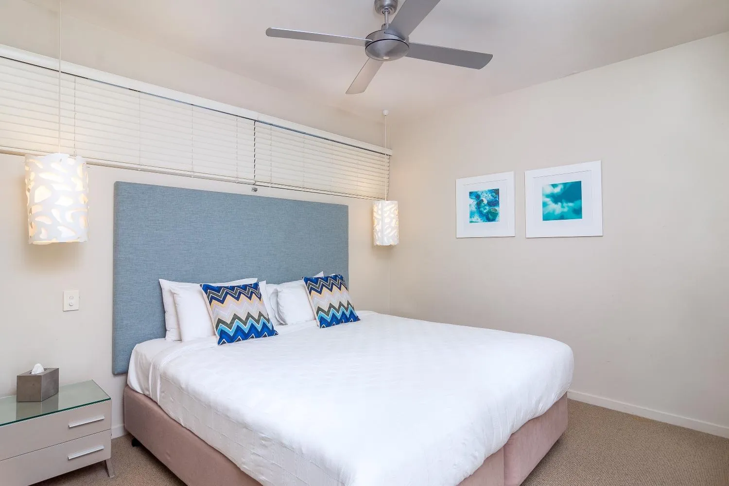 Bedroom, Bed in 201 Lake Street