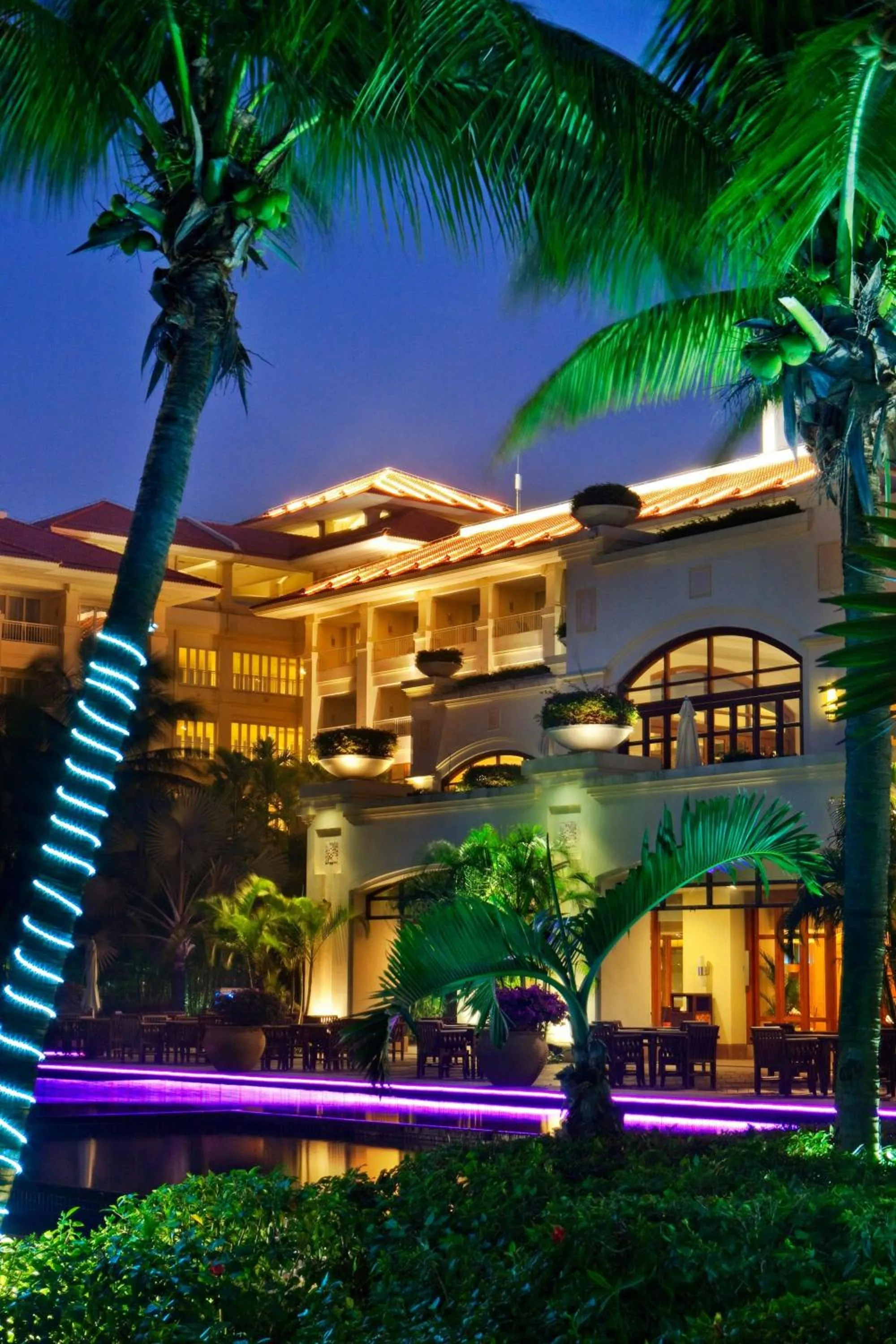 Property building in Sheraton Haikou Hotel