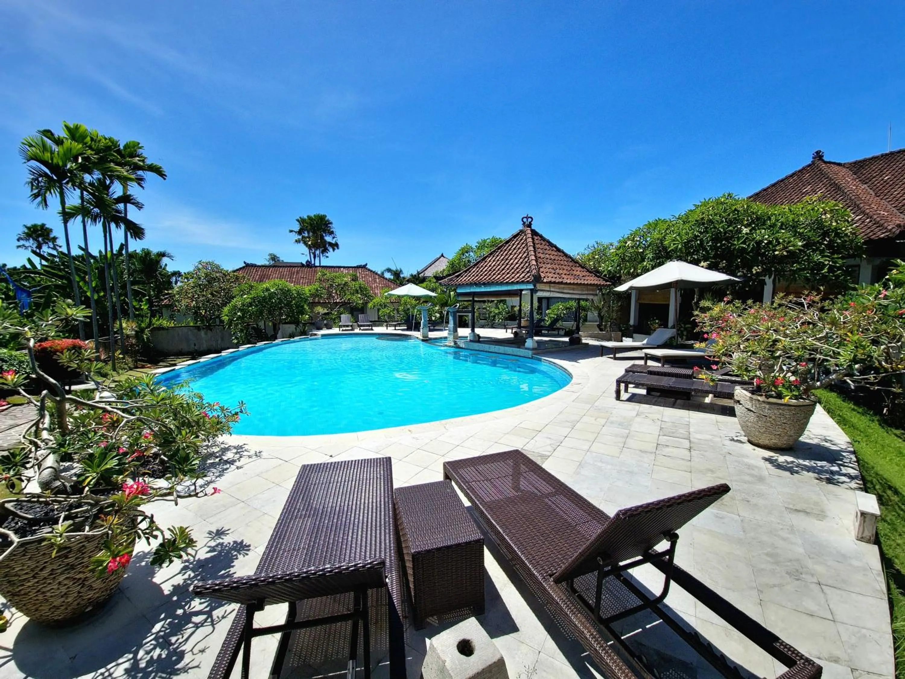 Swimming pool in Nipuri Resort and Villas Seminyak by Kamara