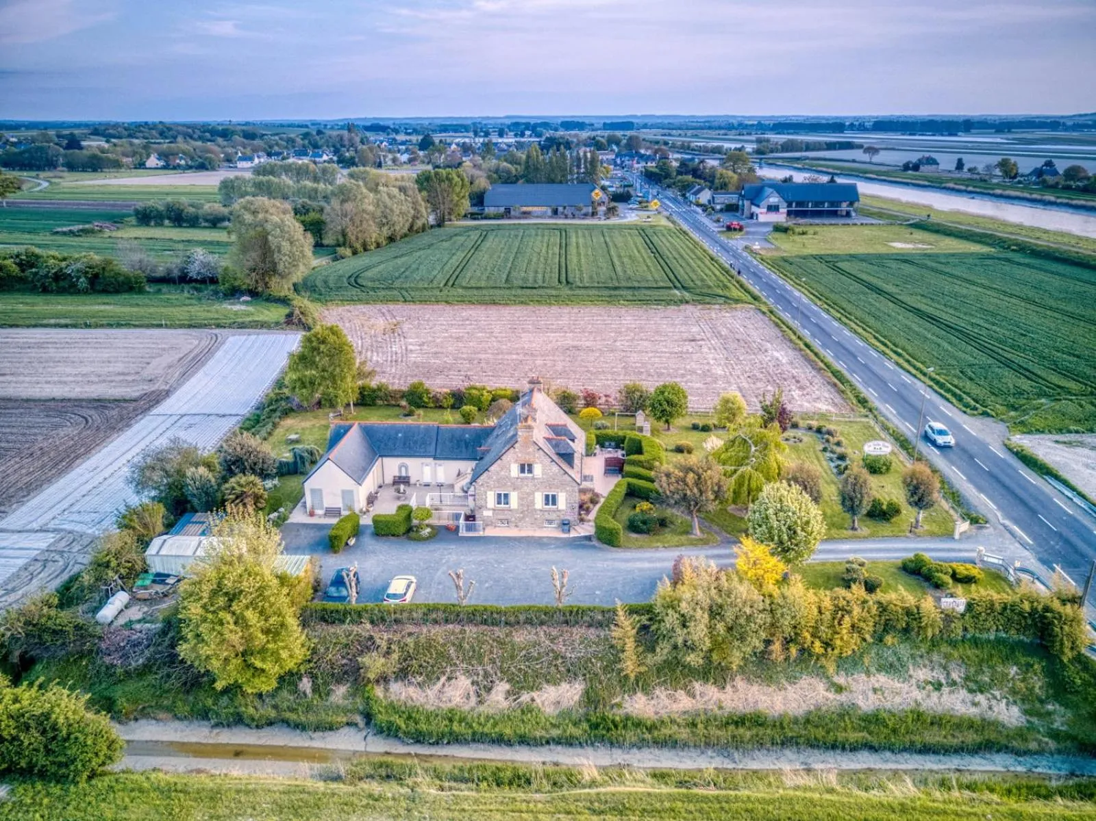 Property building in Les Vieilles Digues