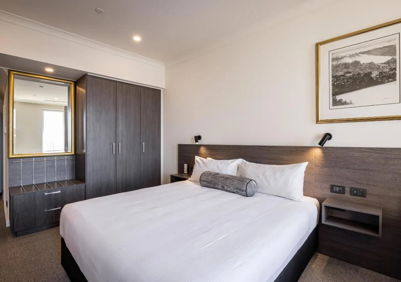 Bed in Duxton Hotel Perth
