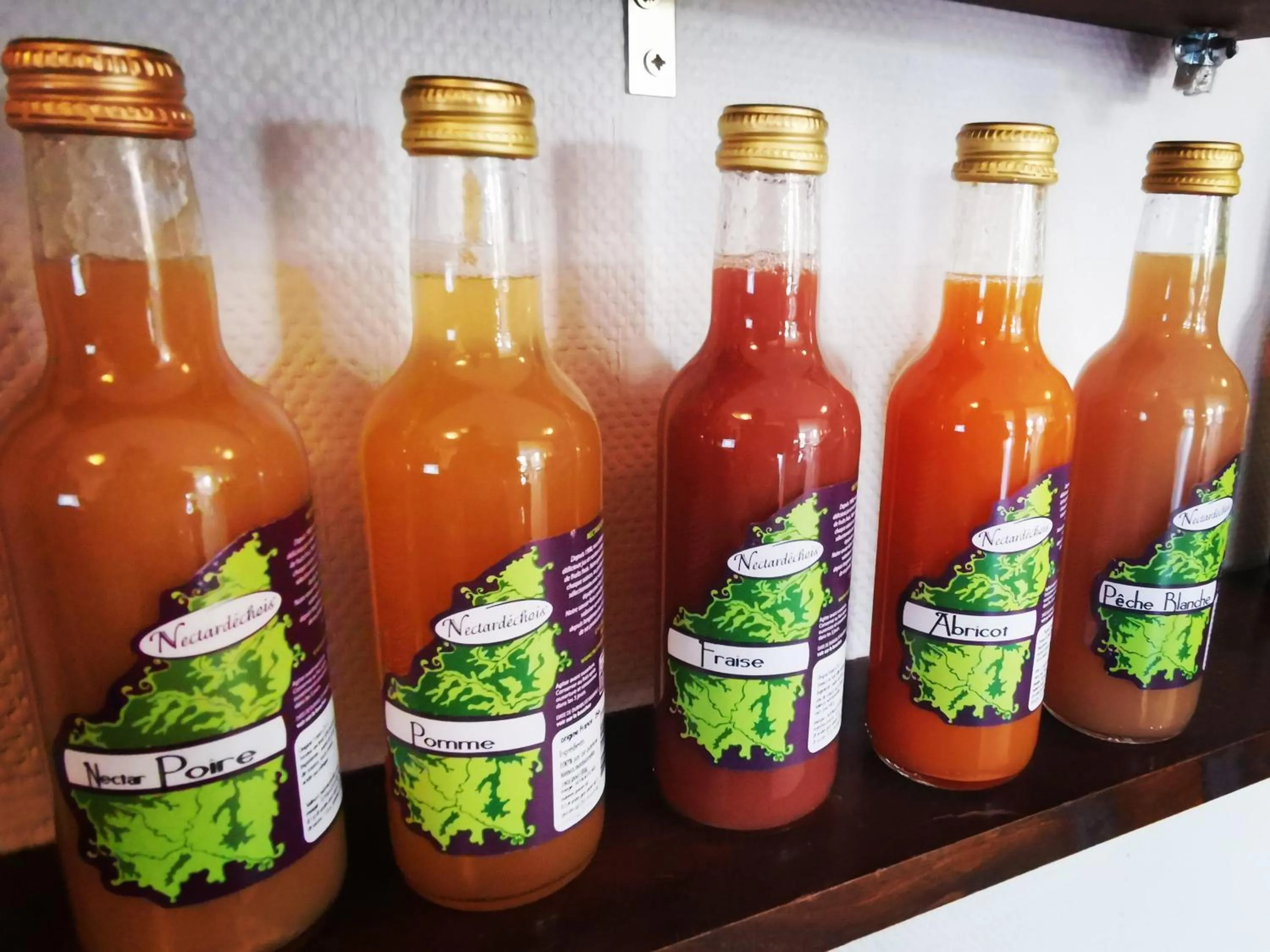 Lounge or bar in Hôtel Rose des Vents