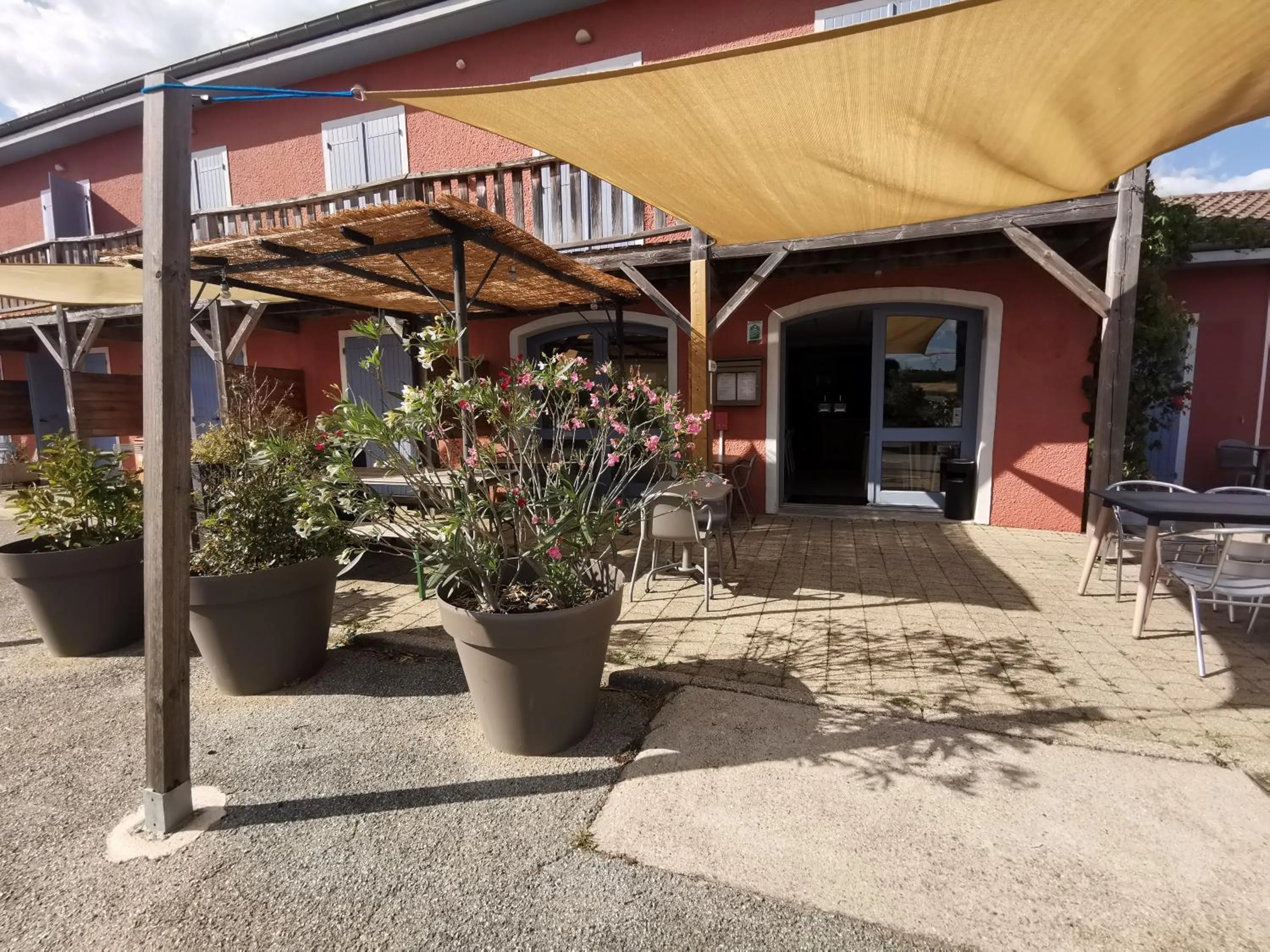 Balcony/Terrace in Hôtel Rose des Vents