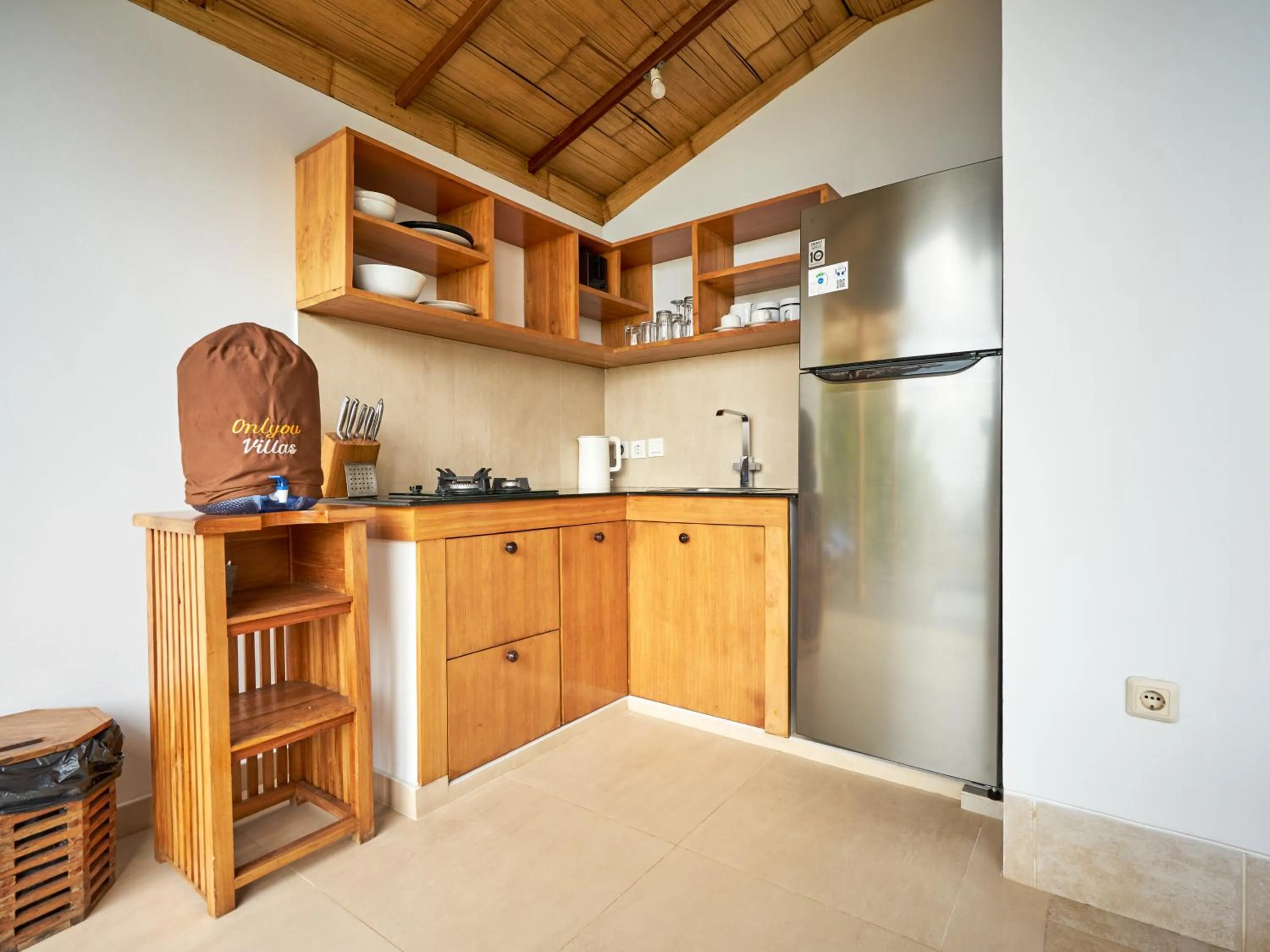 Kitchen or kitchenette in Onlyou Villas