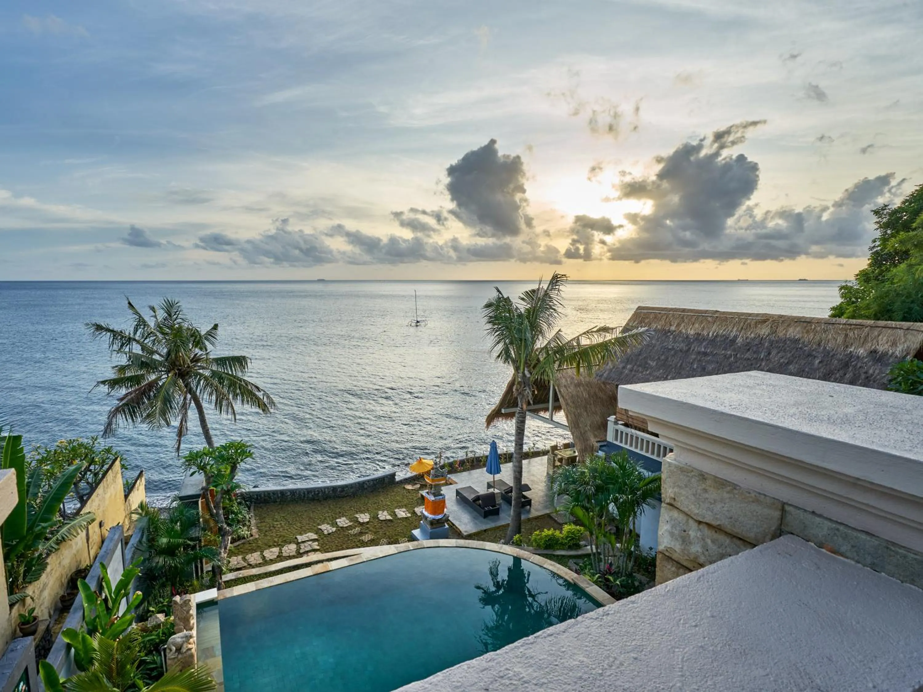 Pool view in Onlyou Villas