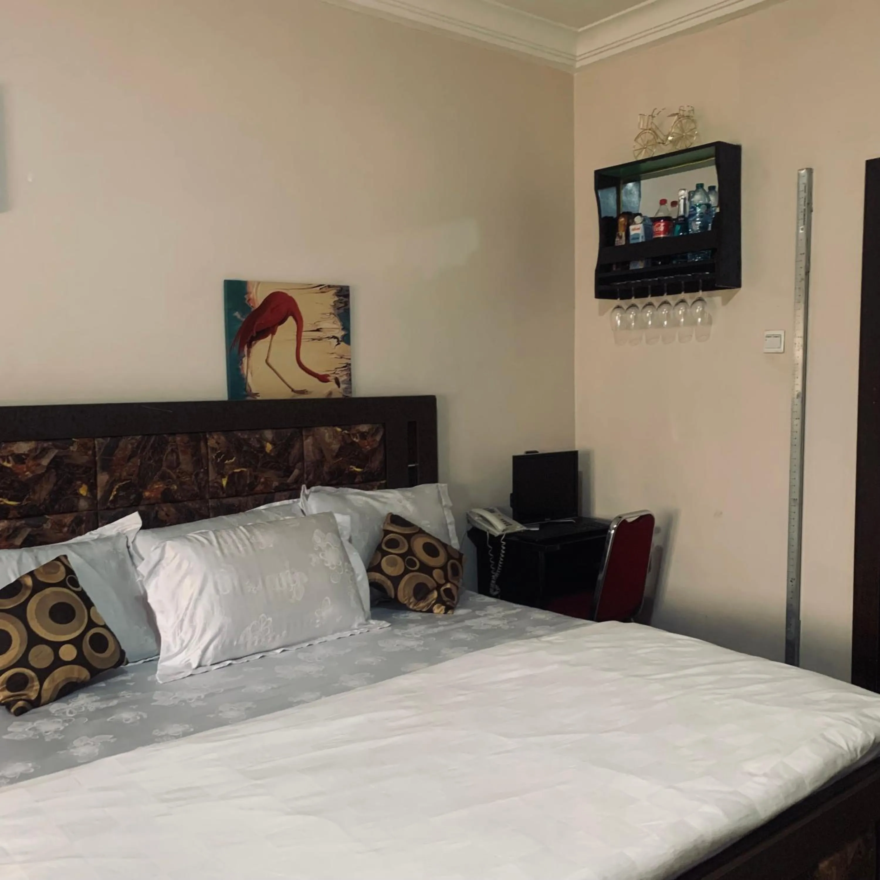 Bed in Health Plaza Abuja