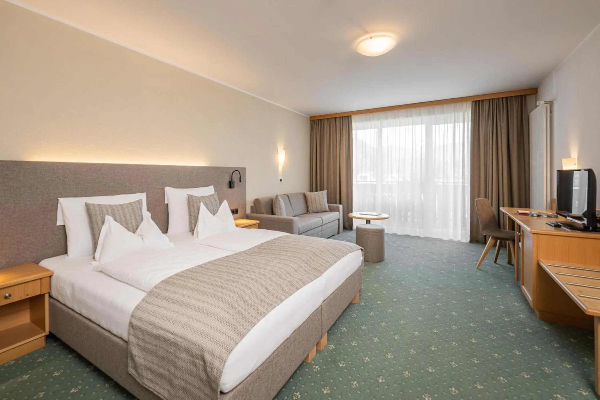 Photo of the whole room, Bed in Wirtshaushotel Alpenrose