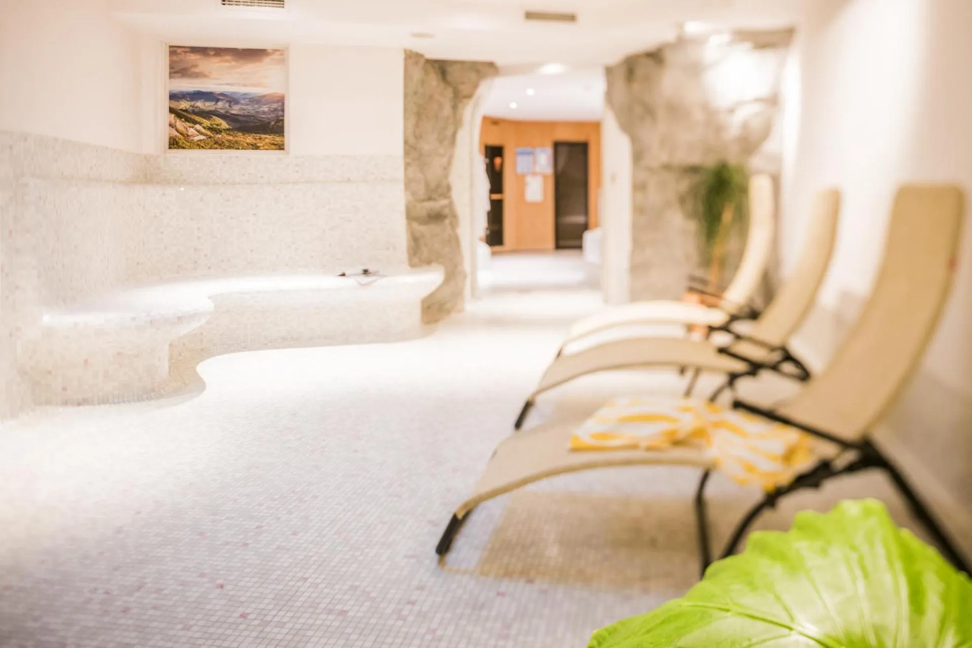 Sauna, Bed in Wirtshaushotel Alpenrose