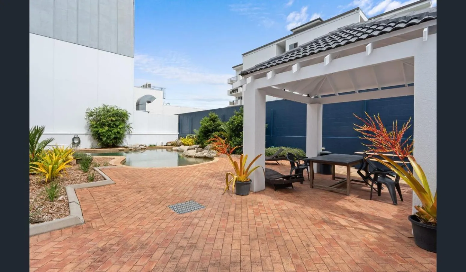 Area and facilities in Villa Vaucluse Apartments